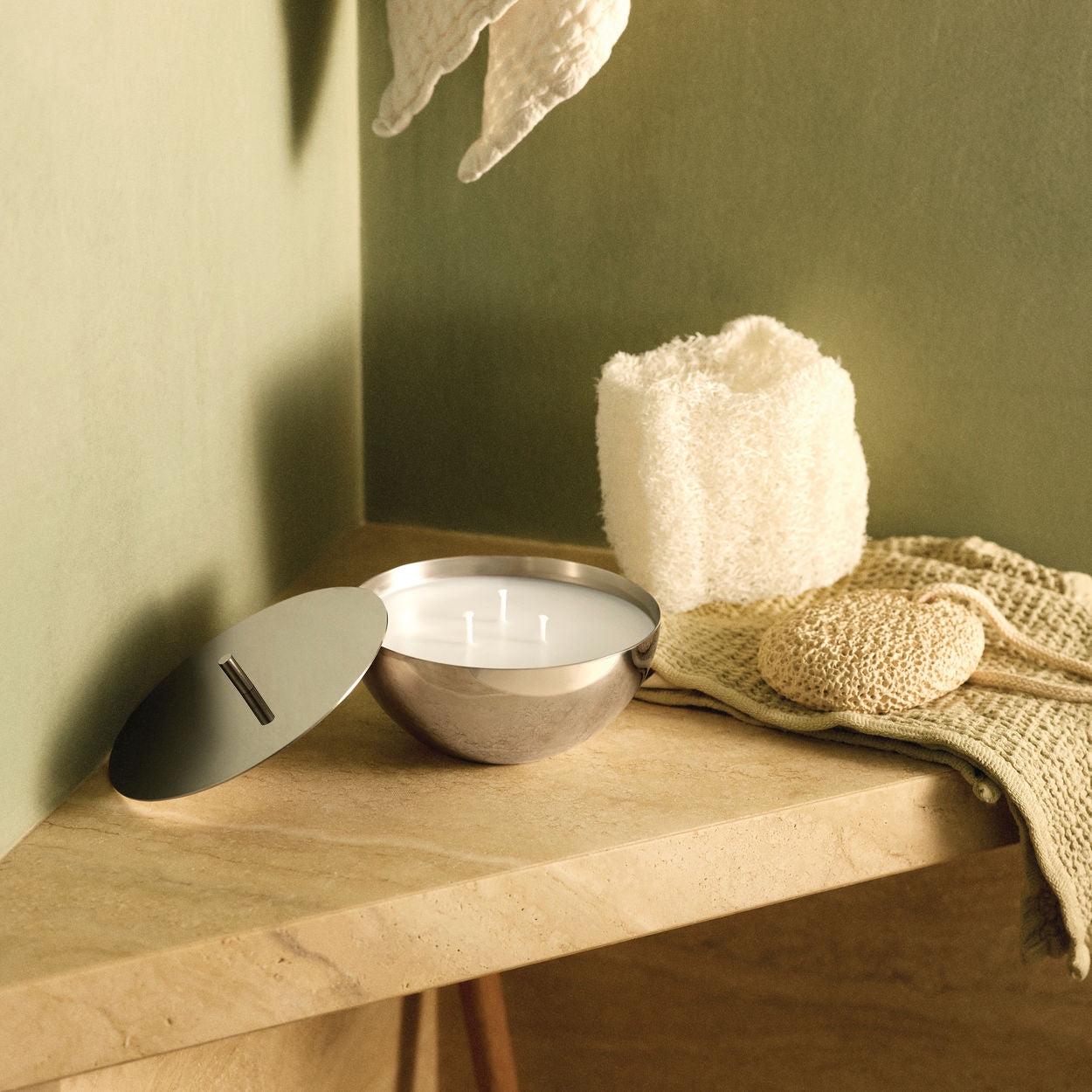 Vôňový náplň do sviečky ROCC - MARMUR, drevné tóny, styraková živica a koža