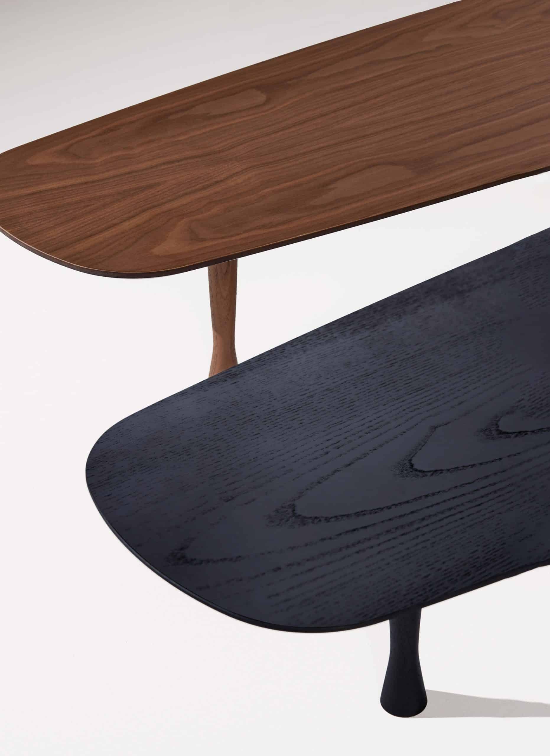 Okrúhly konferenčný stolík UNIQUE čierny jaseňový dyha