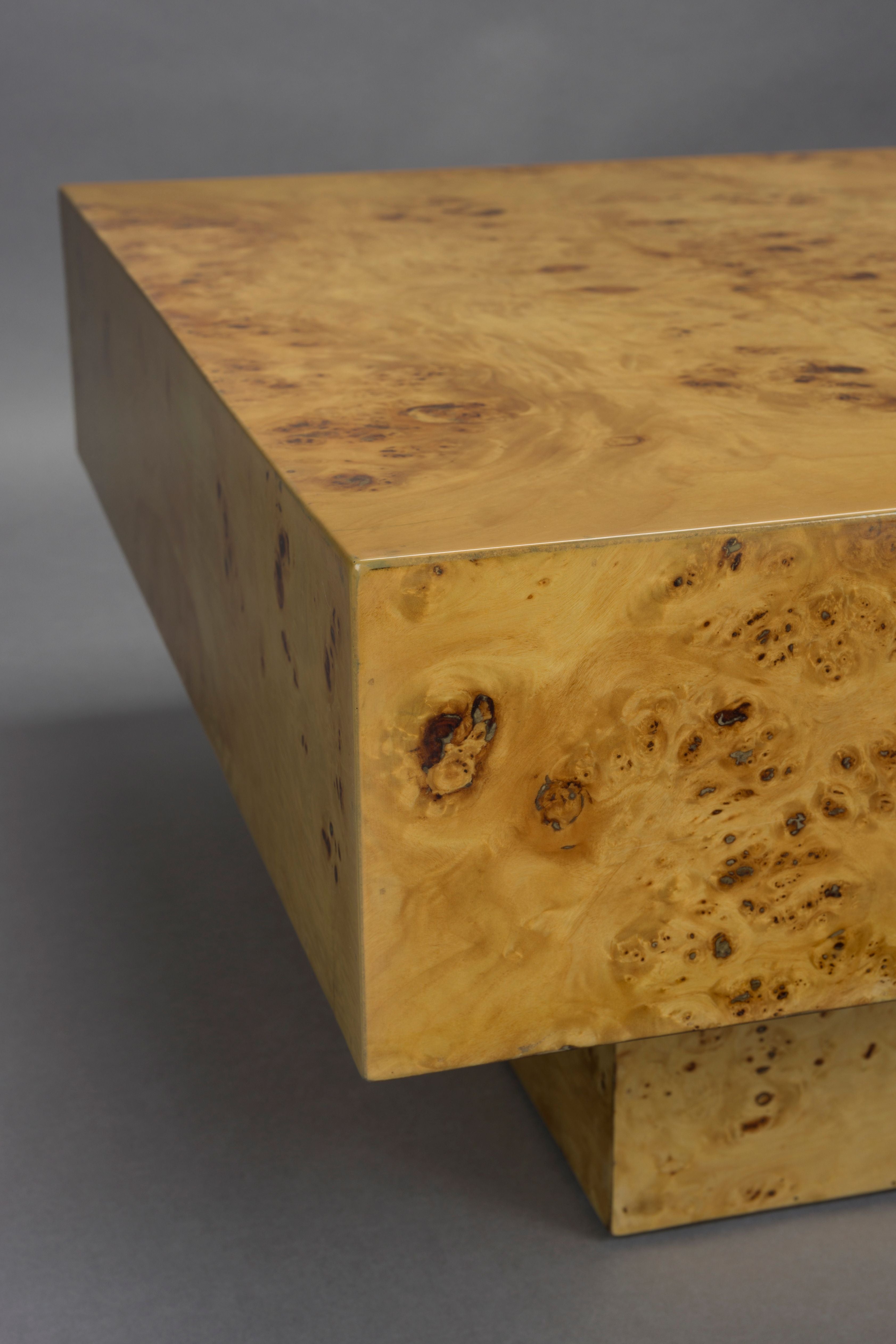QUINN coffee table walnut veneer with walnut burl
