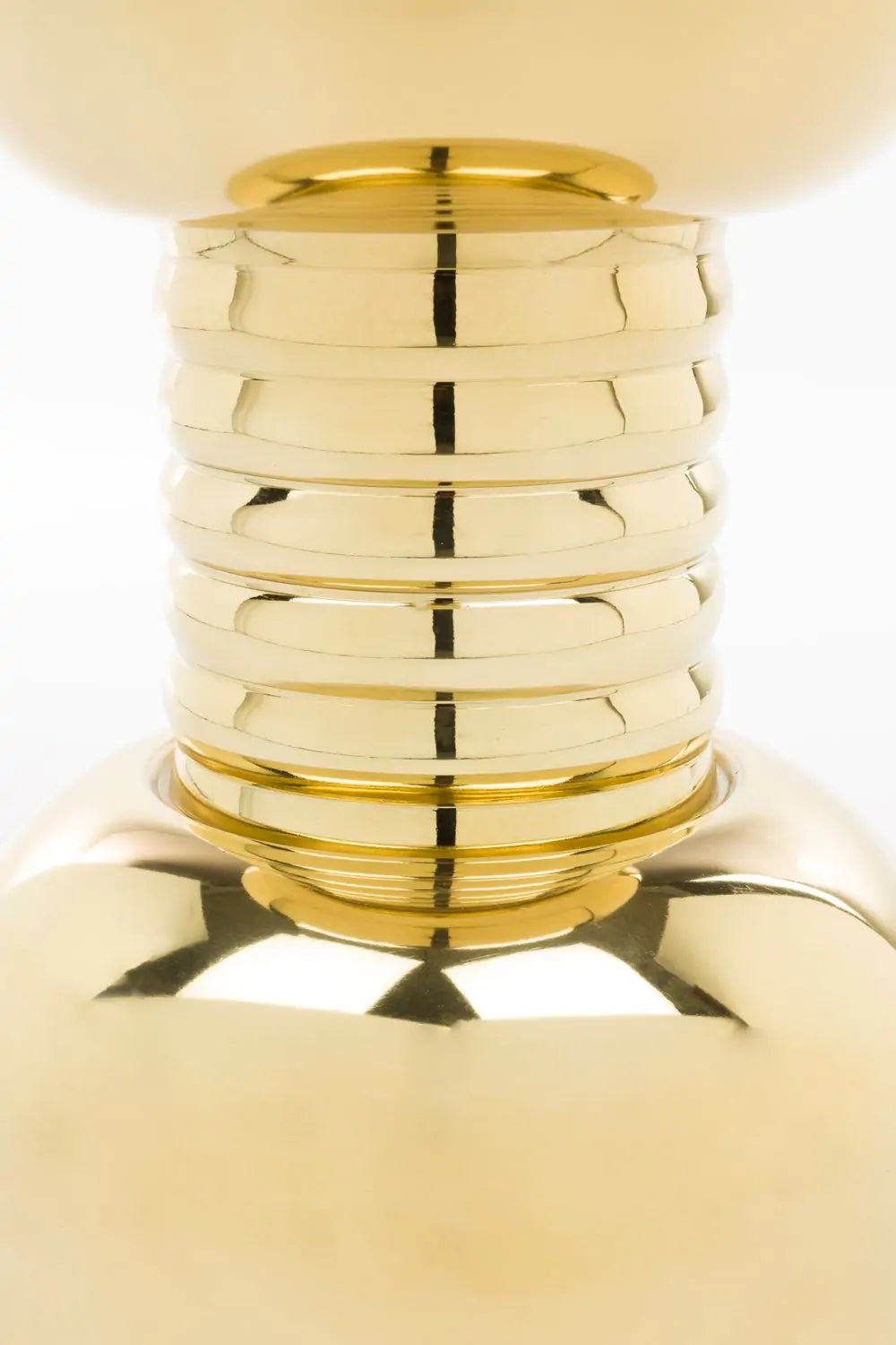 GONNA MAKE YOU SWEAT gold side table