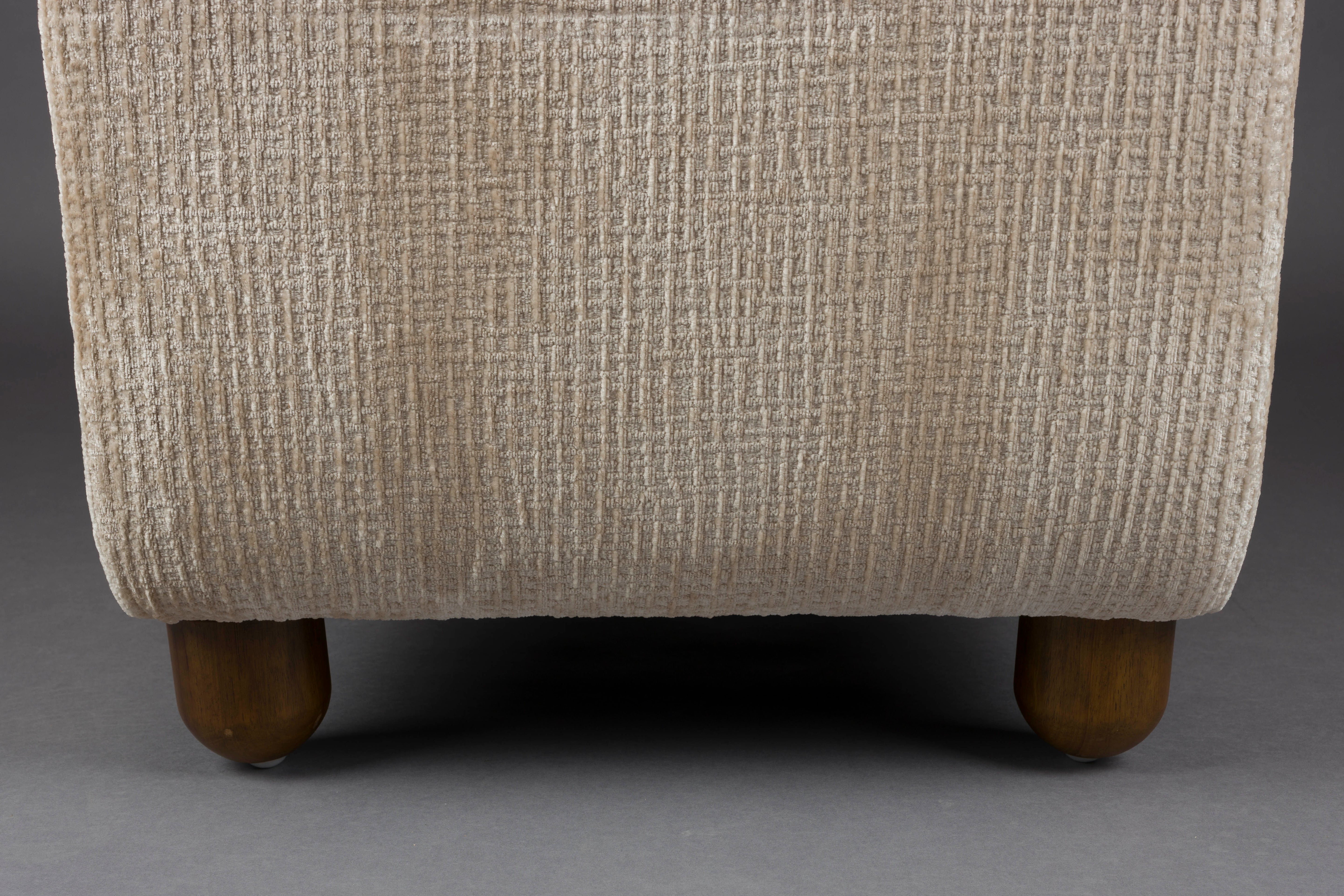 ROBINSON beige armchair with wooden base