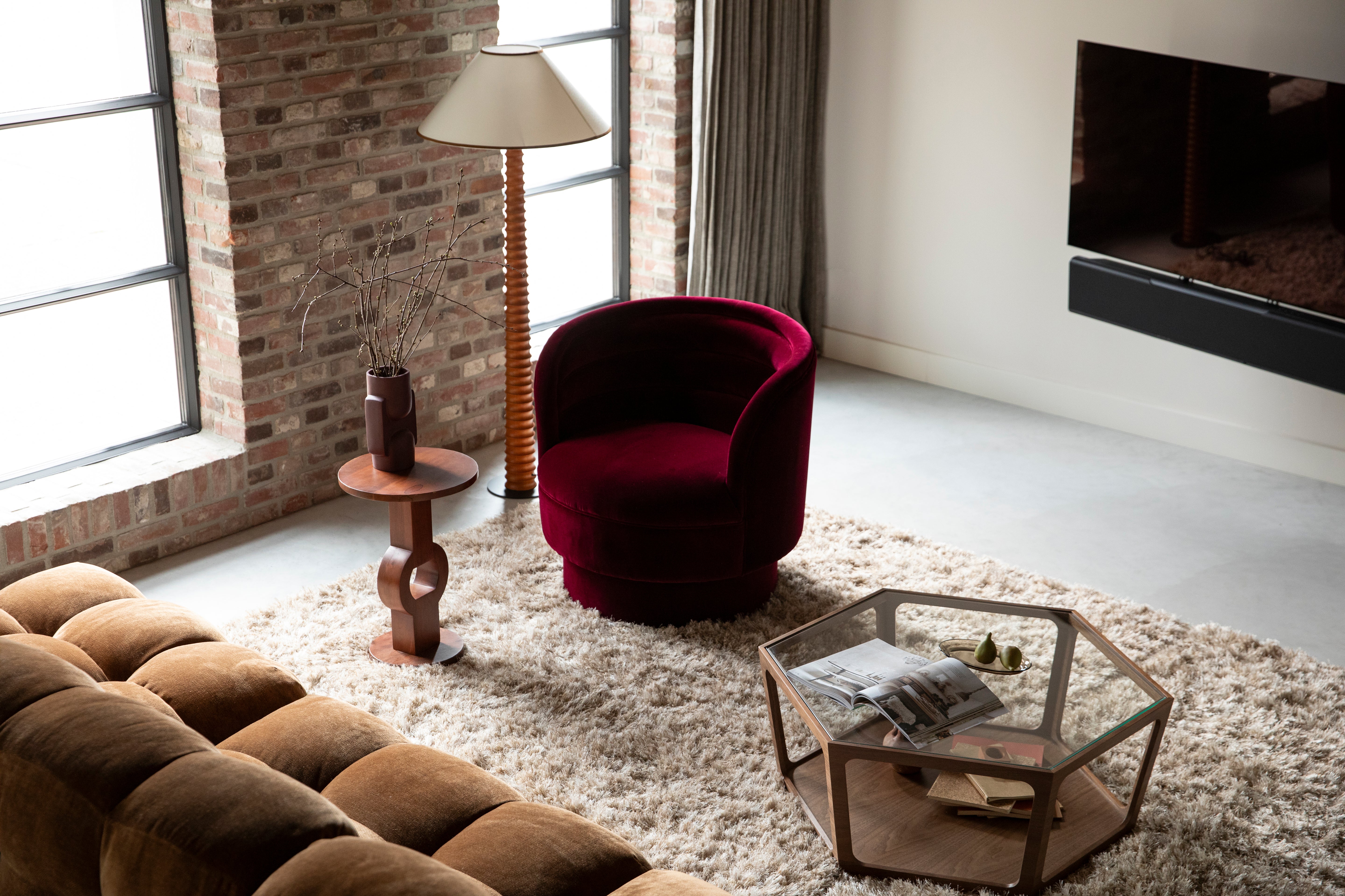 DOROTHY swivel armchair dark fuchsia