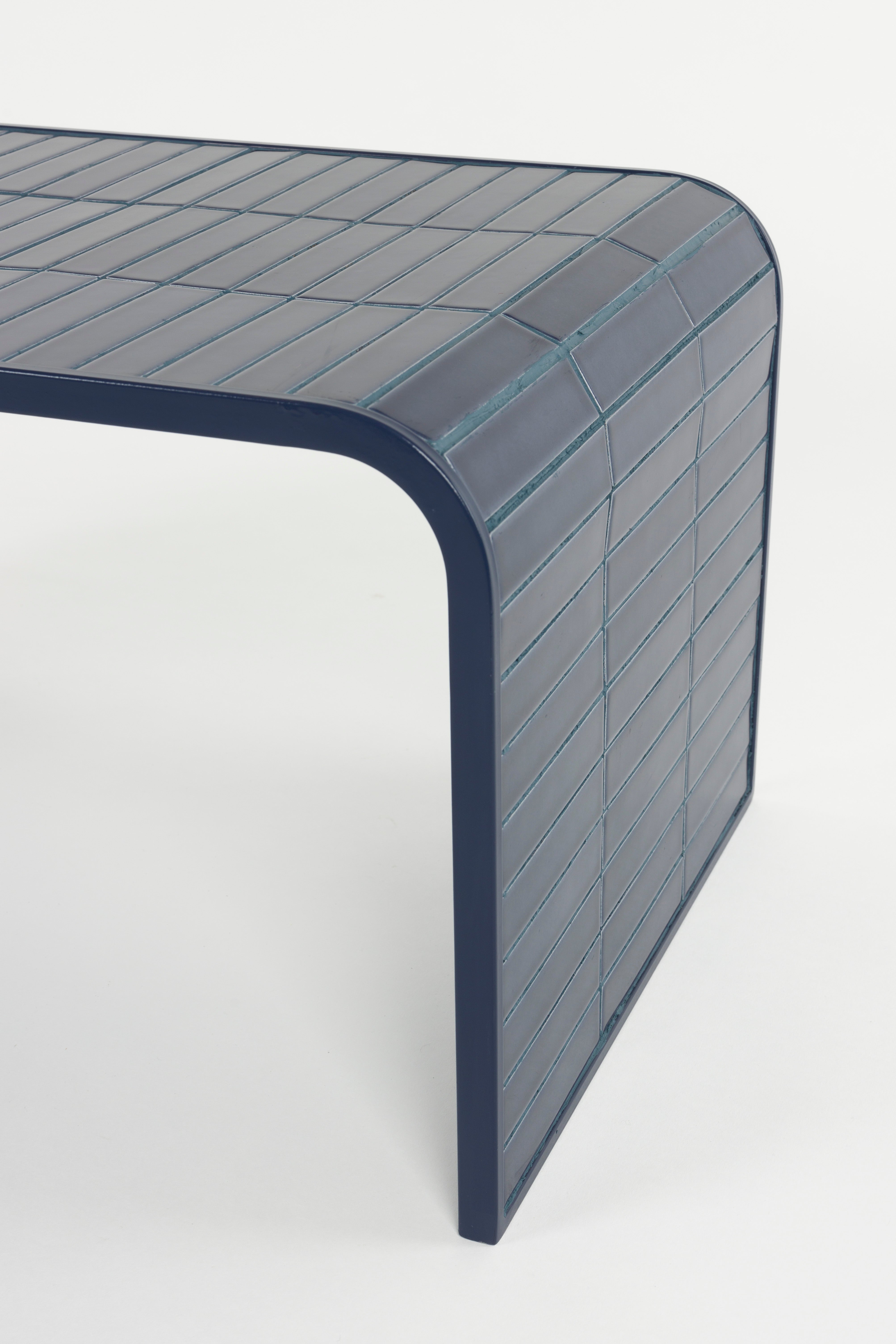 Kávový stolík TILES modrý