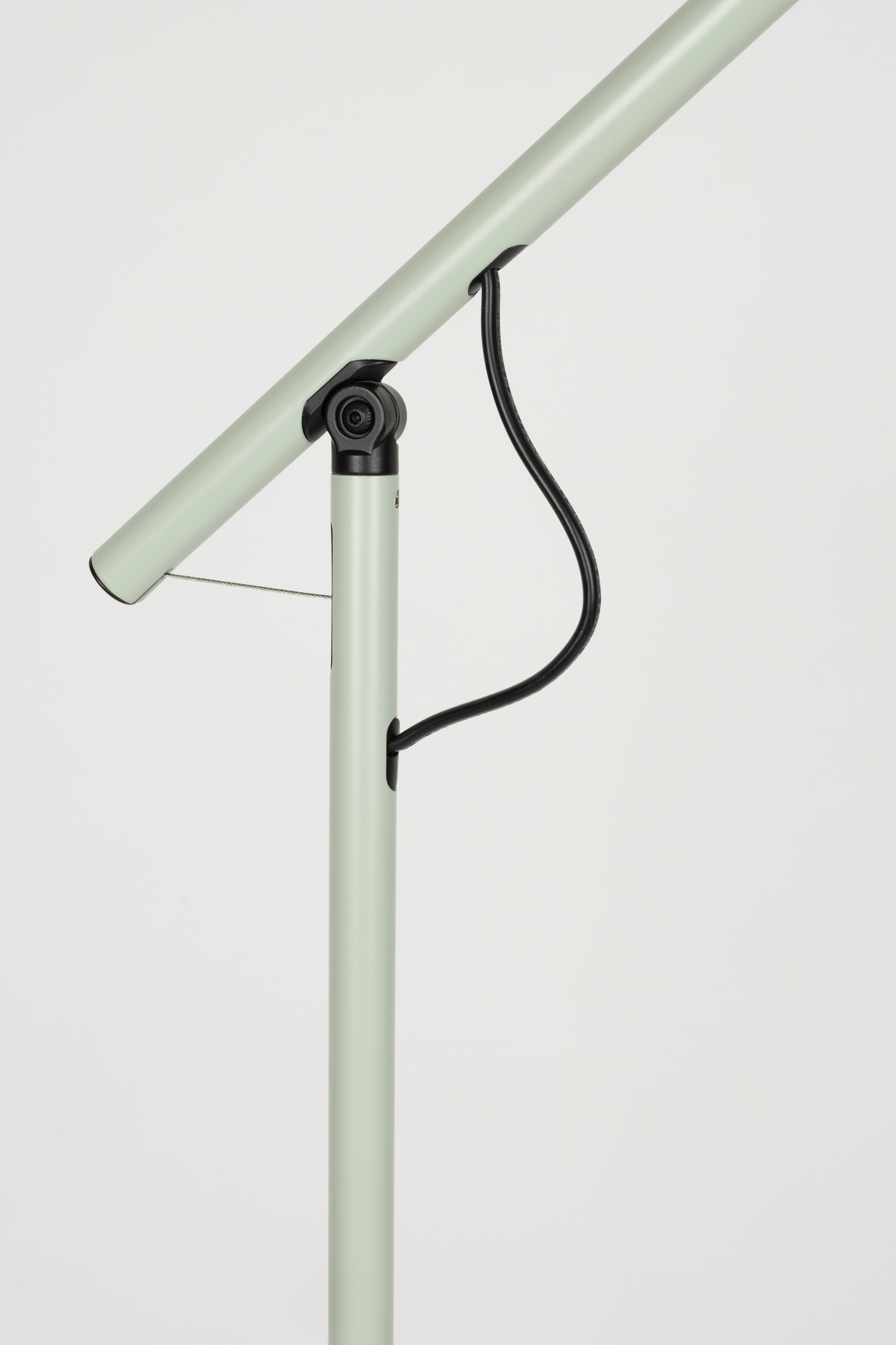 Stojaca lampa AERO zelená