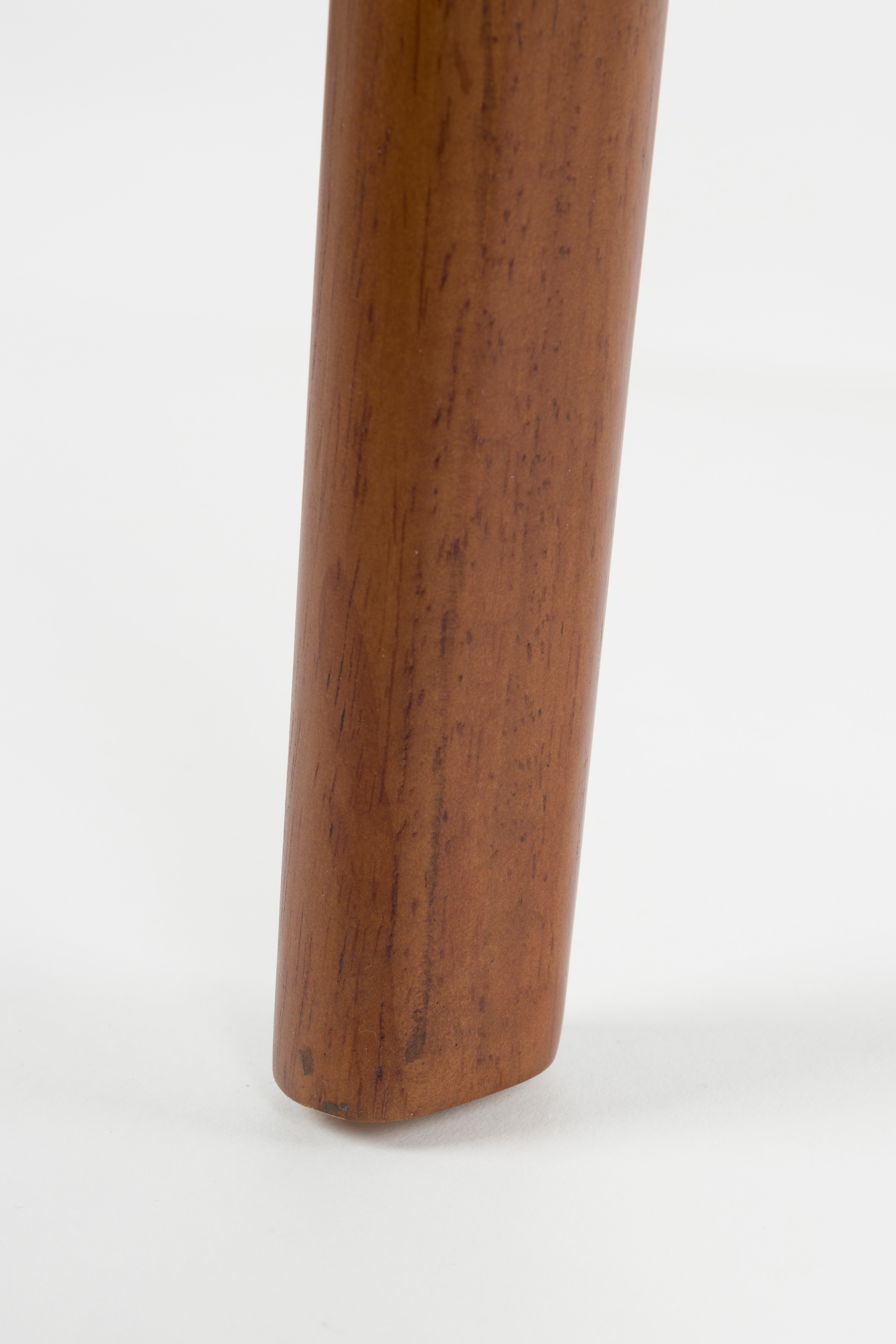 Stolička NORTHWOOD tmavohnedá