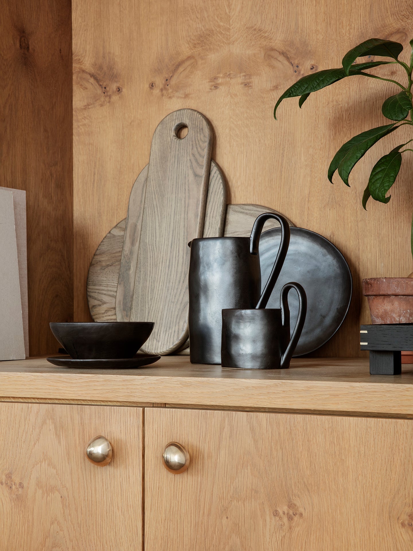 Hrnček FLOW čierny