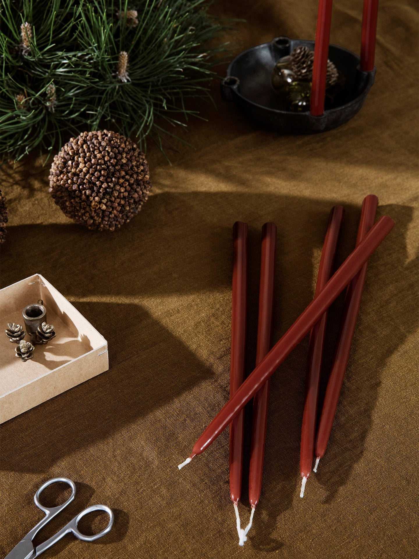 SPIKE Brown Candle Set