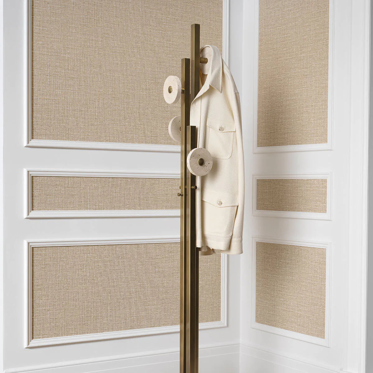 AMADORA coat rack with antique brass finish and travertine