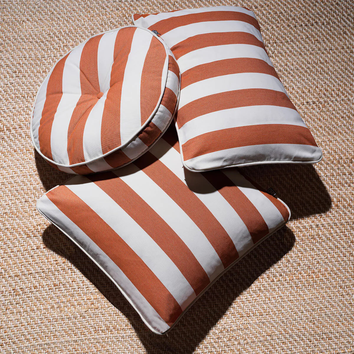 FLORENT garden cushion orange with white