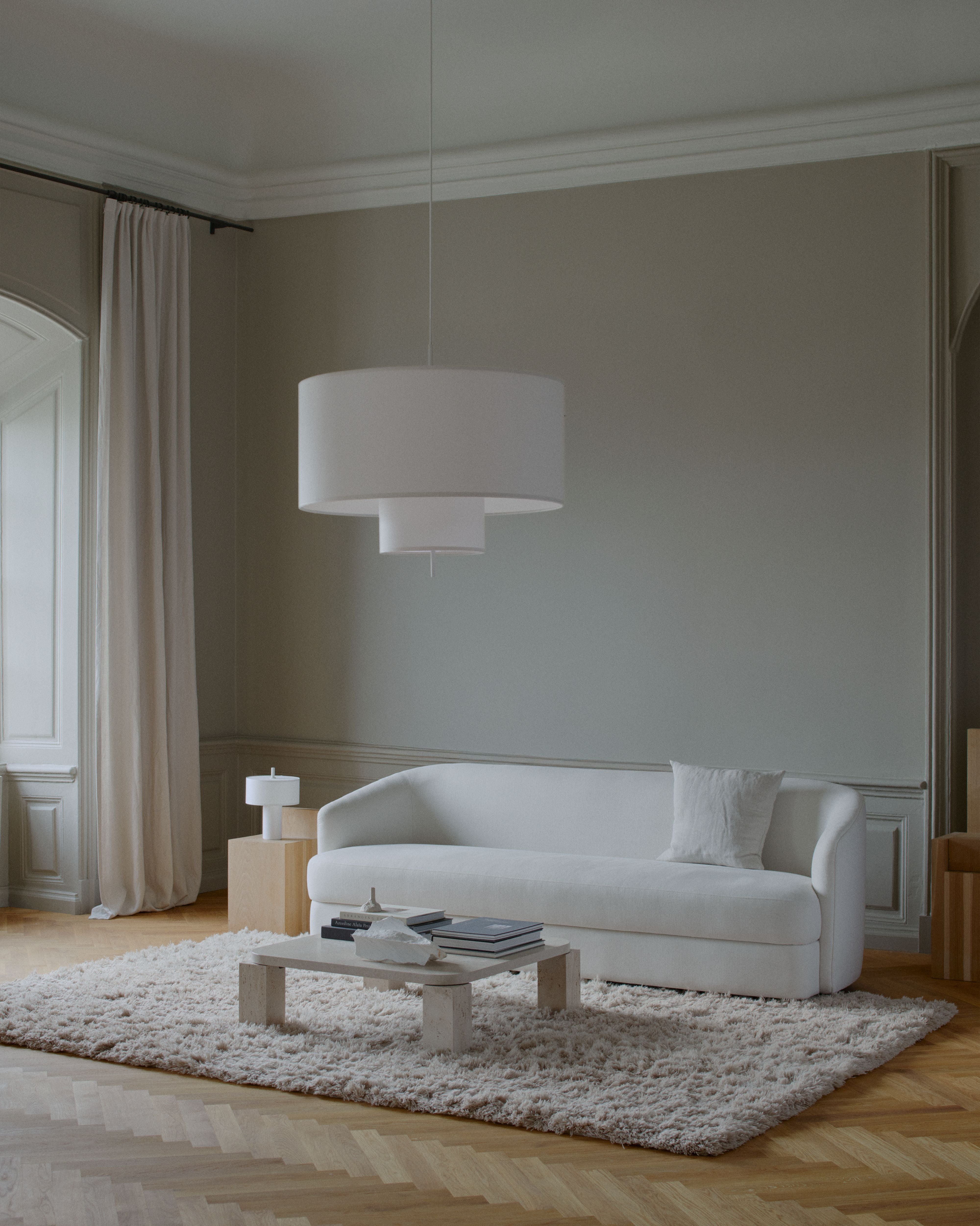 MARGIN white pendant lamp