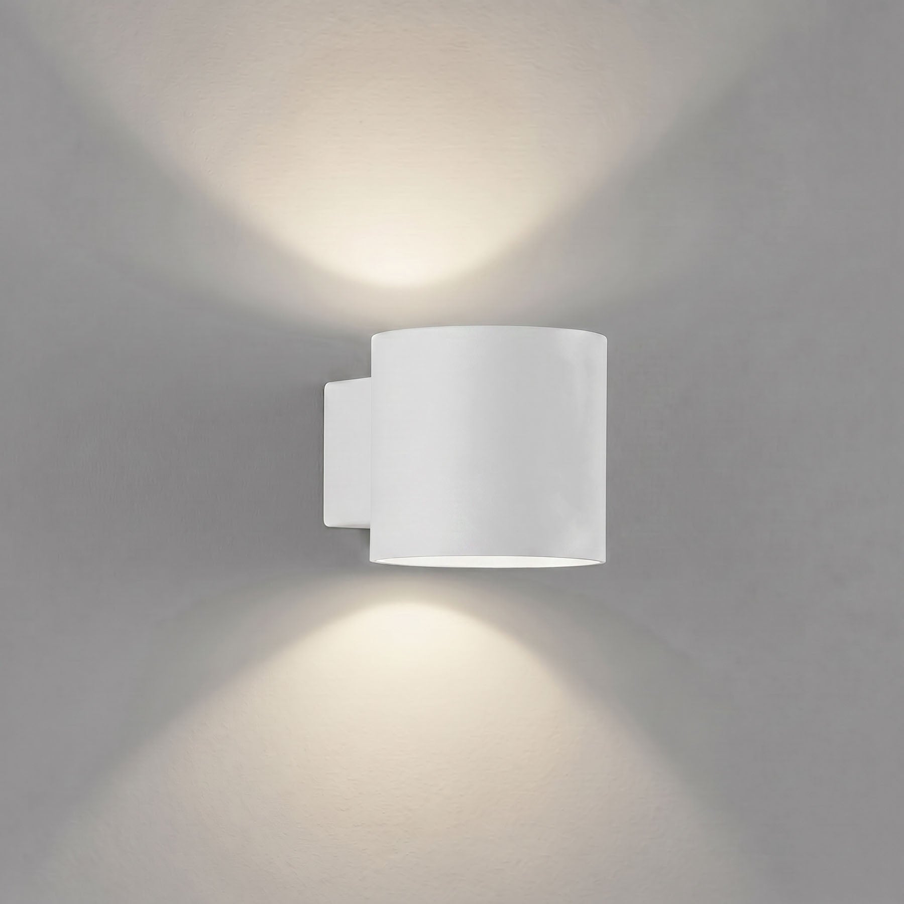 Biela nástenná lampa TUBE