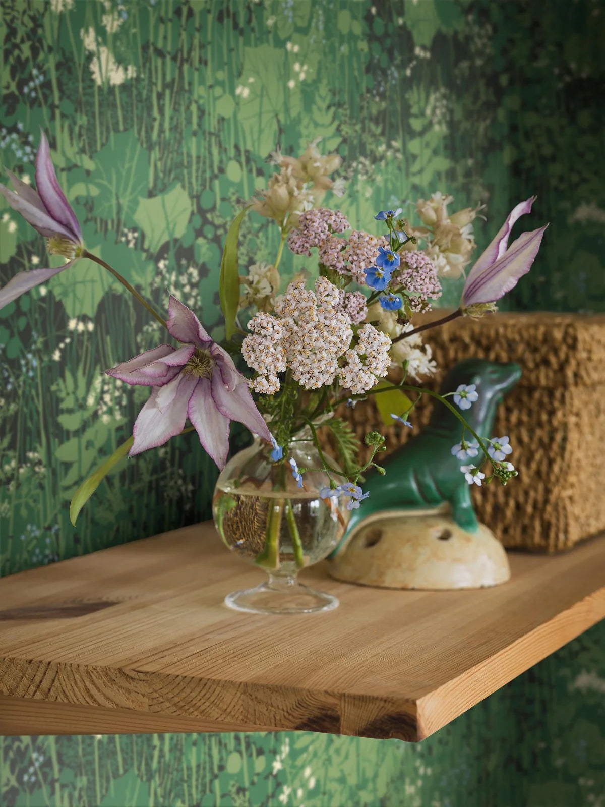 Tapeta s rastlinným motívom listov DIKESREN zelená