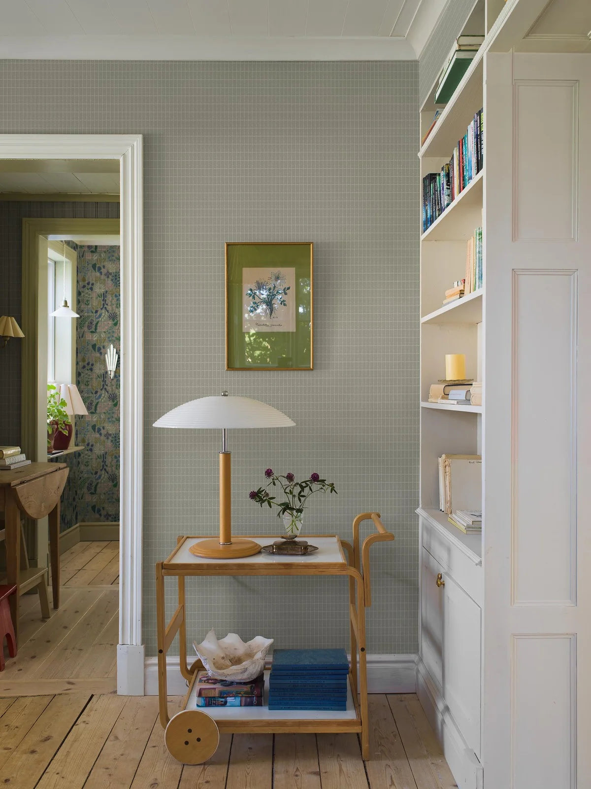 Tapeta s geometrickým vzorom v kocke ALVAR AALTO M.I.T zelená