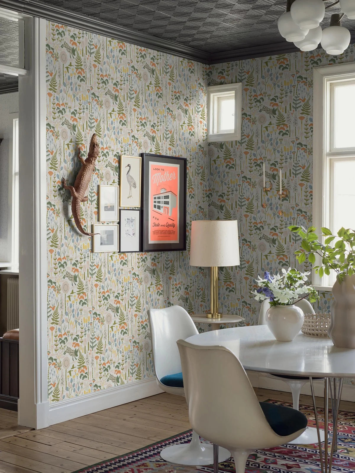 Papierová flizelínová tapeta s rastlinným vzorom HANNA WERNING HOPPMOSSE biela so zelenou