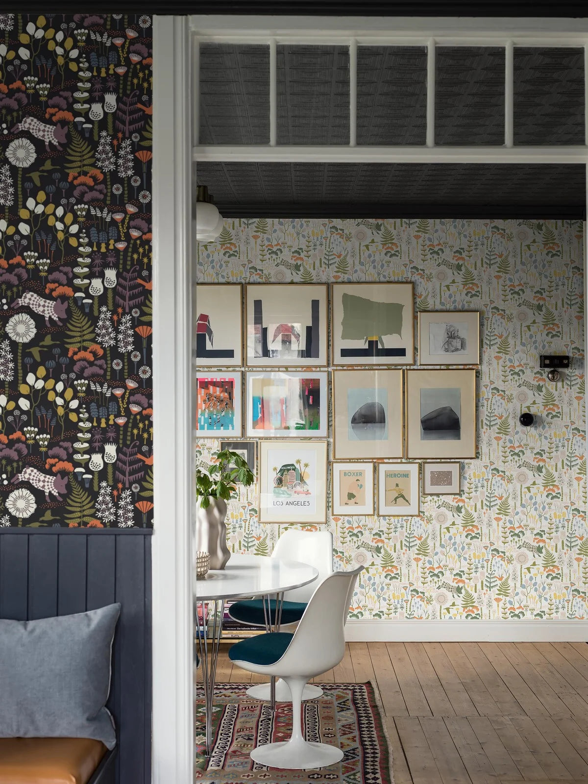 Papierová flizelínová tapeta s rastlinným vzorom HANNA WERNING HOPPMOSSE biela so zelenou