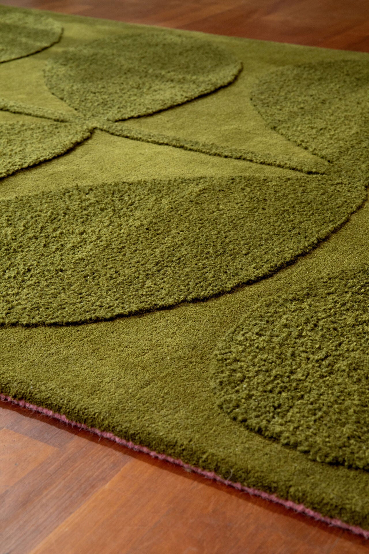 SOLID STEM FERN green rug