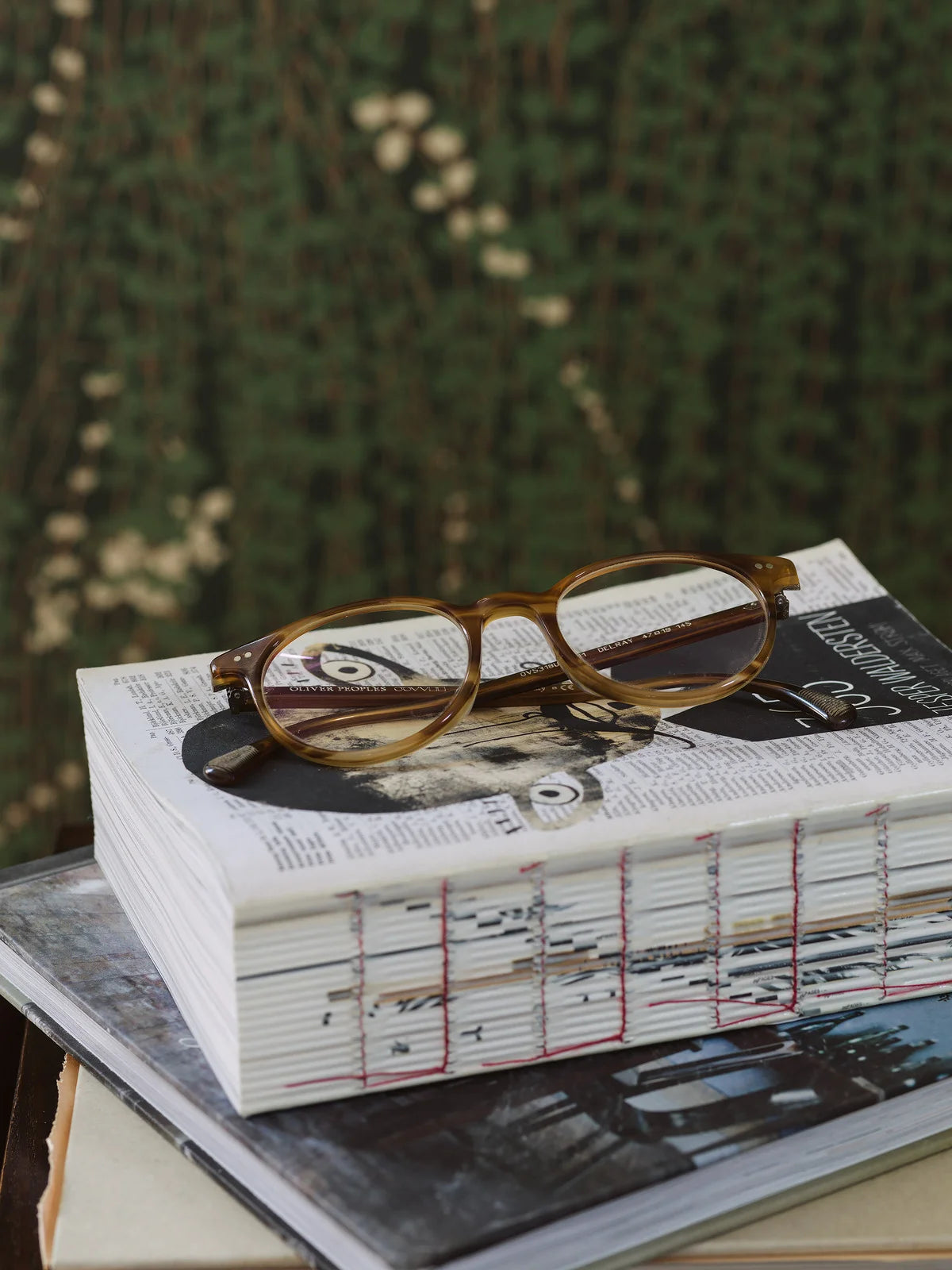 Tapeta s rastlinným vzorom listov RANKE zelená