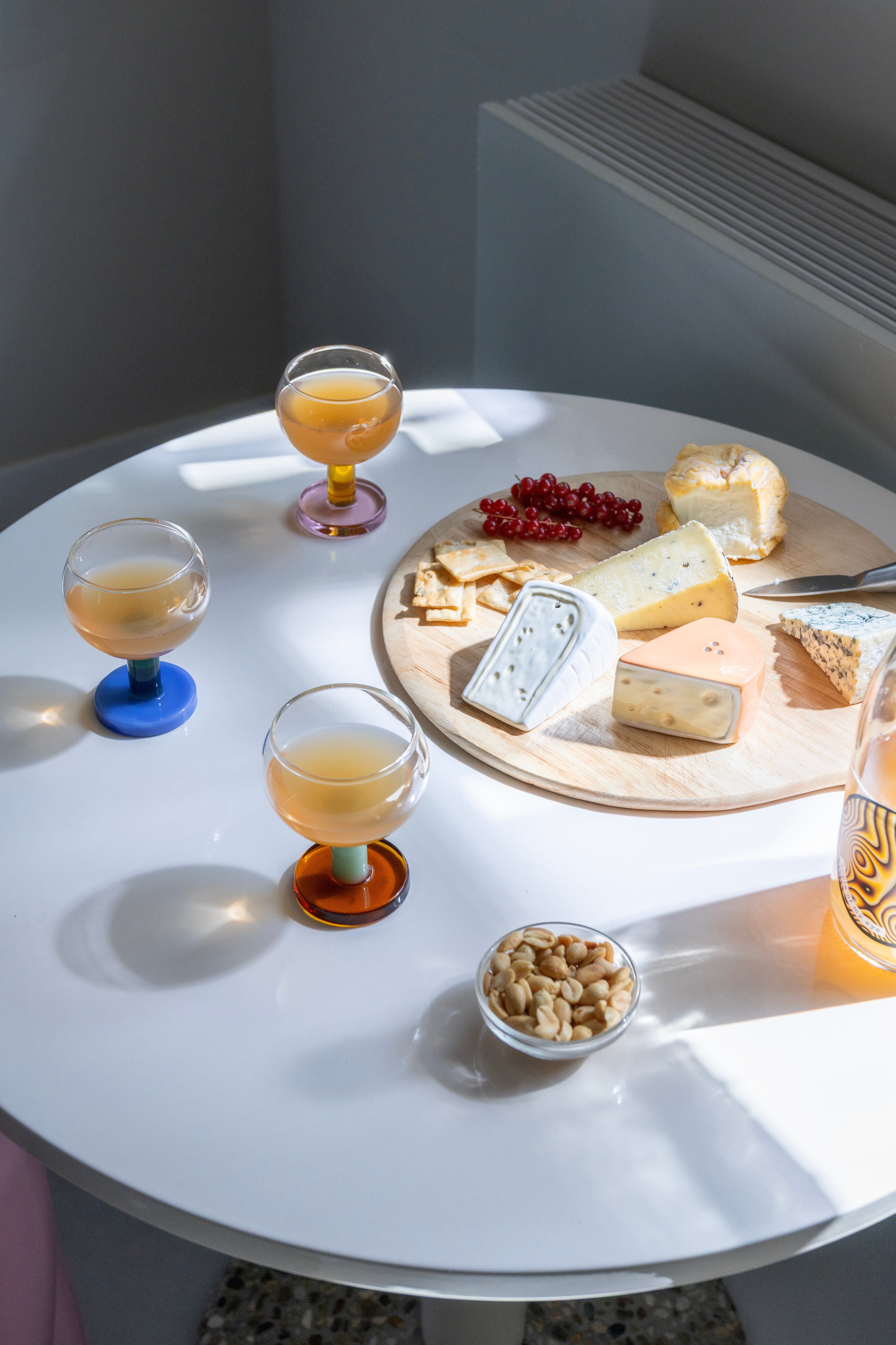Soľnička a korenička CHEESE biela s oranžovou