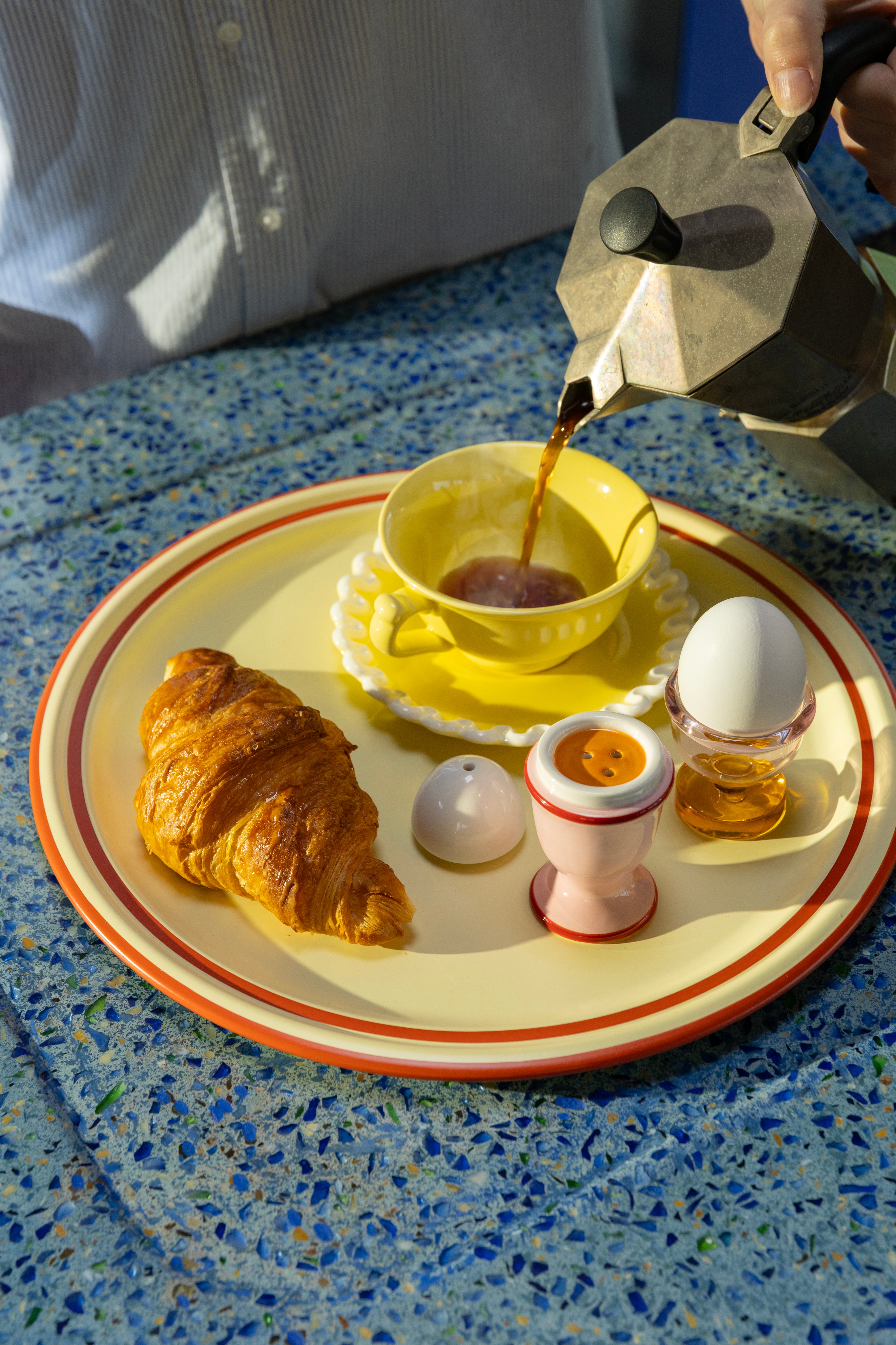 Súprava šálok s podšálkami WHIP žltá