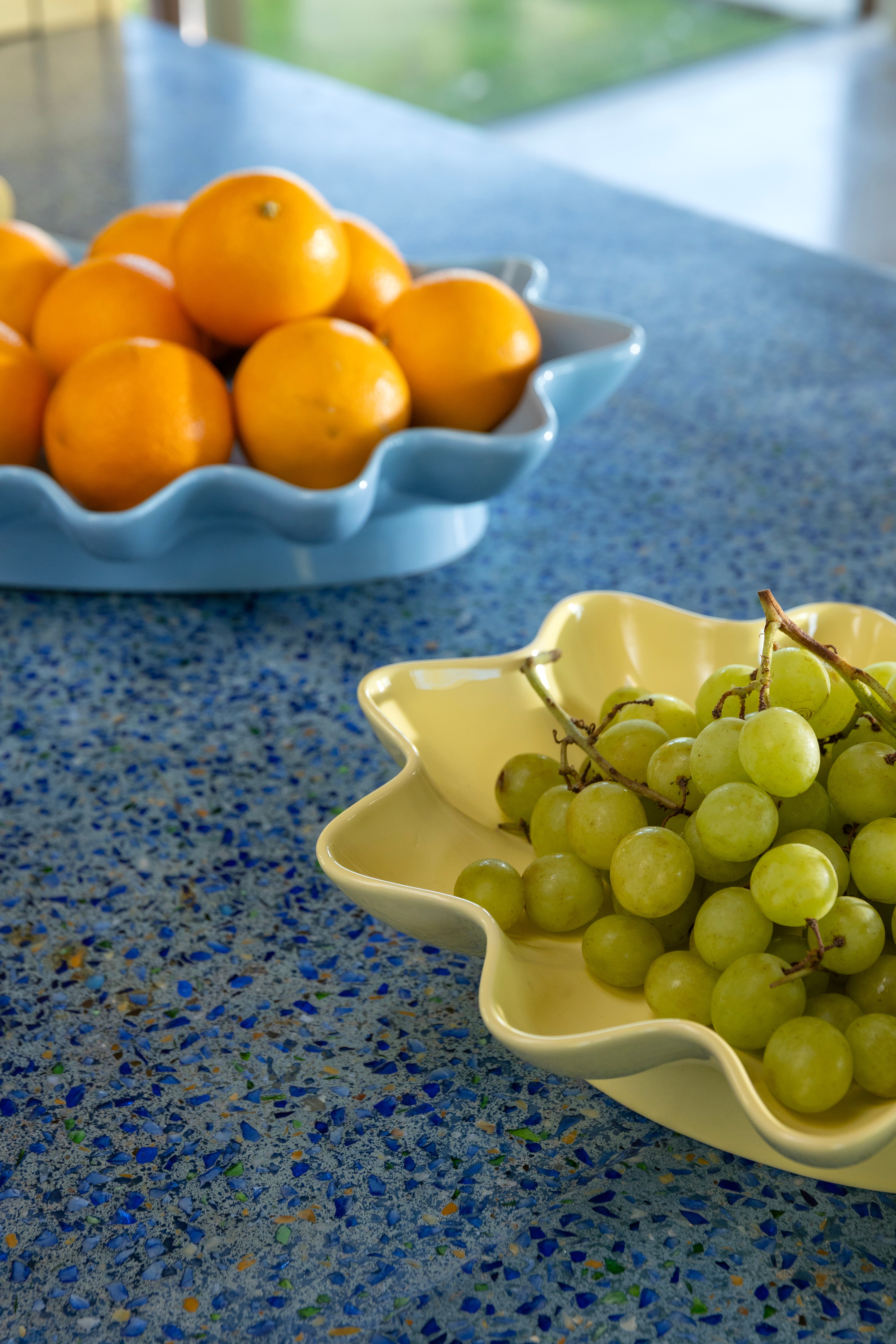 Okrúhly tanier SUN OVAL žltý