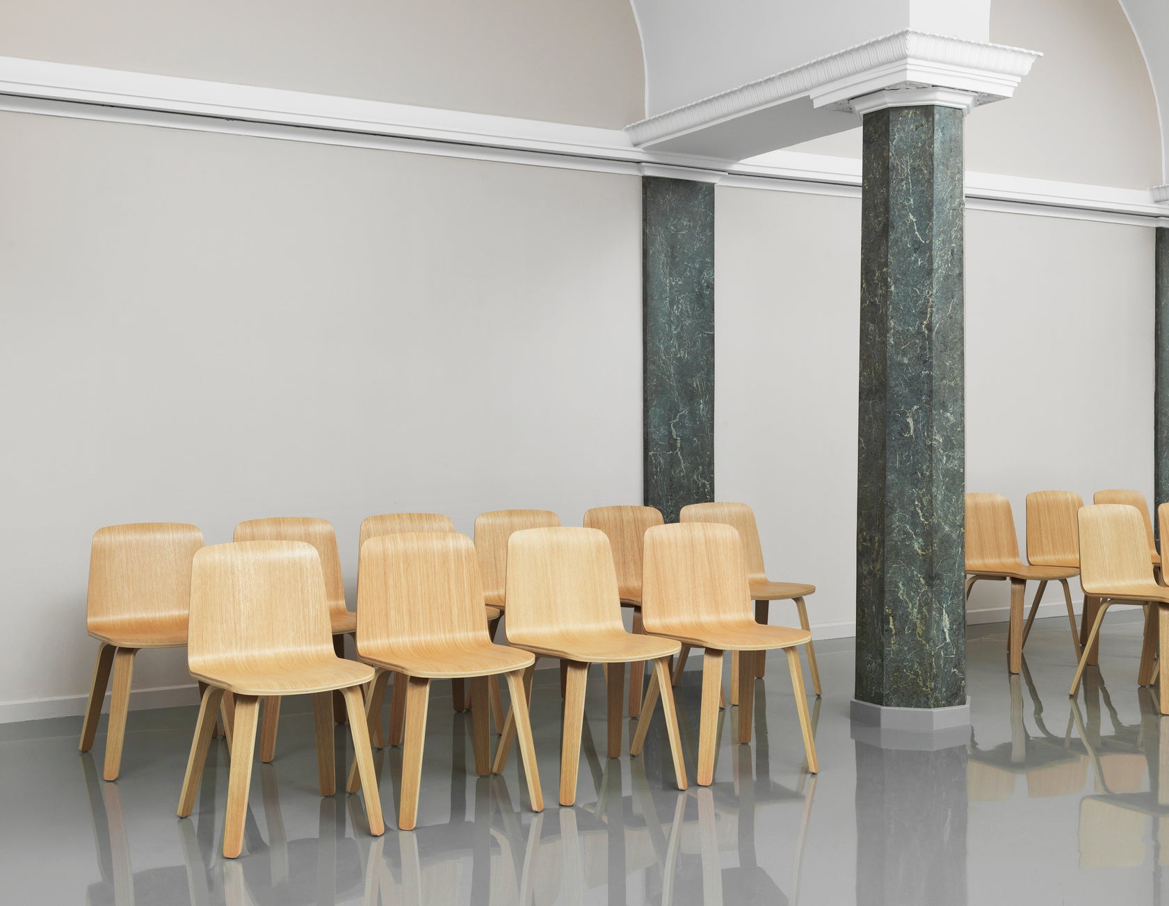 Stolička JUST dubová dyha