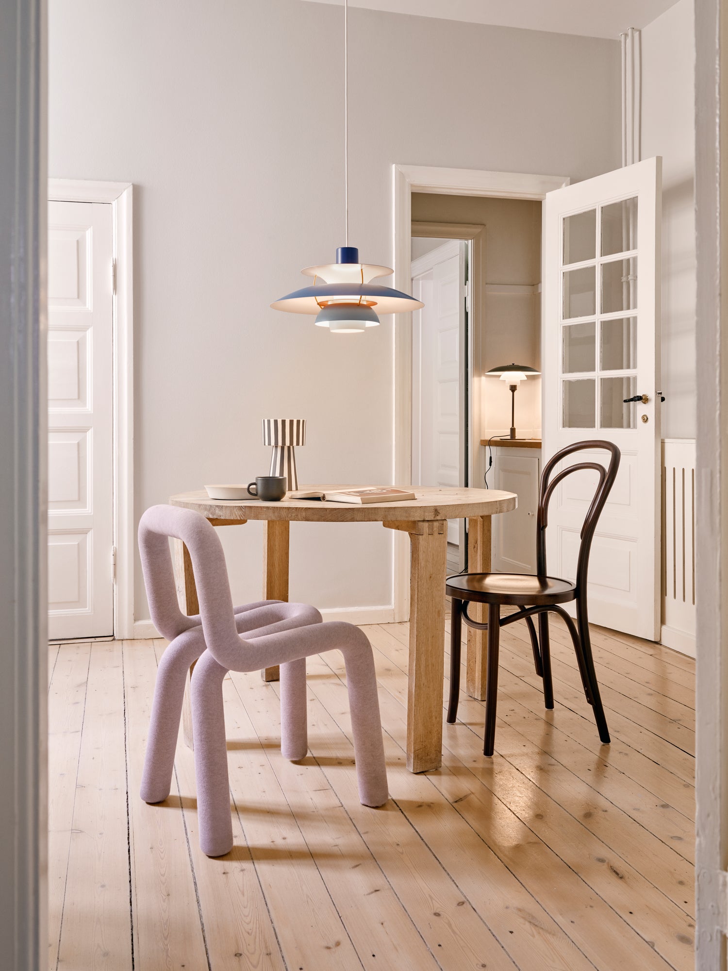 Závesná lampa PH 5 odtiene modrej