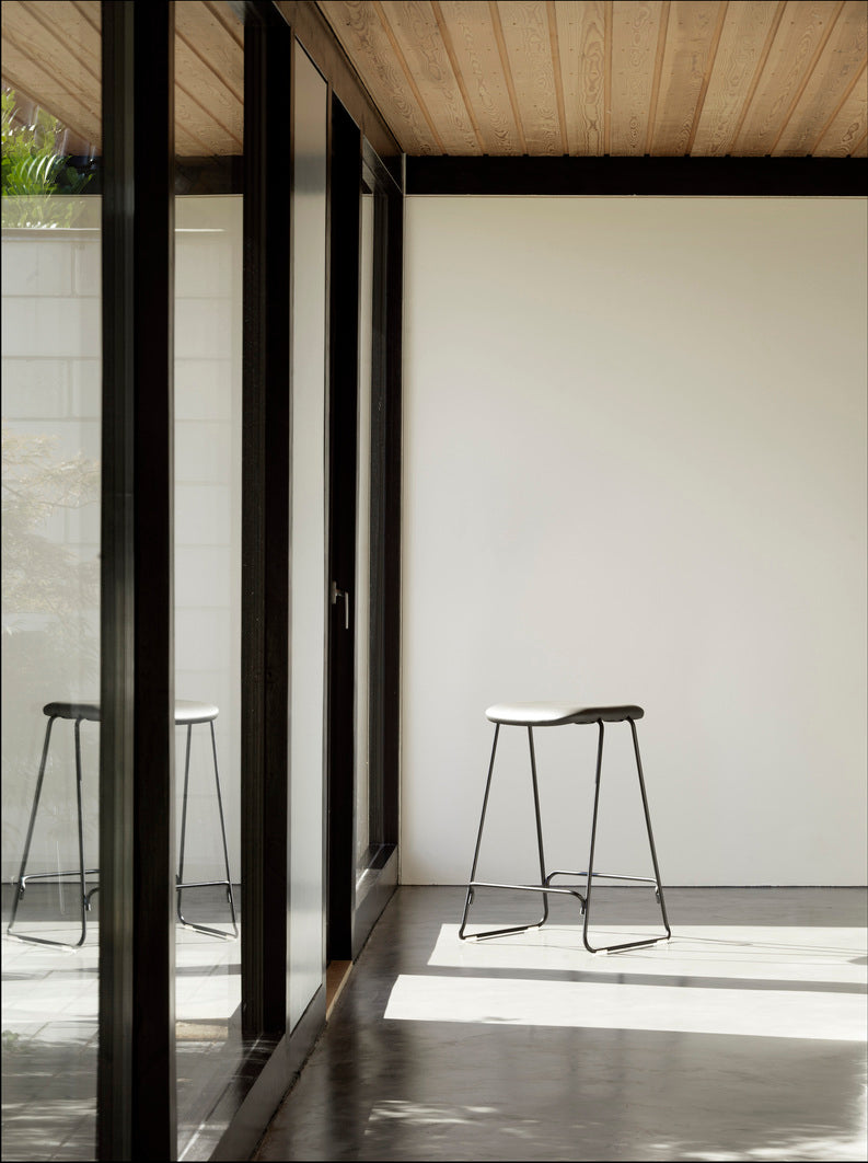 Bar chair Just a natural oak with a black base