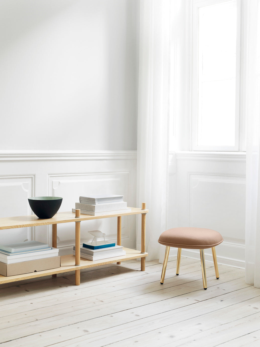 Ace footrest, natural oak wood