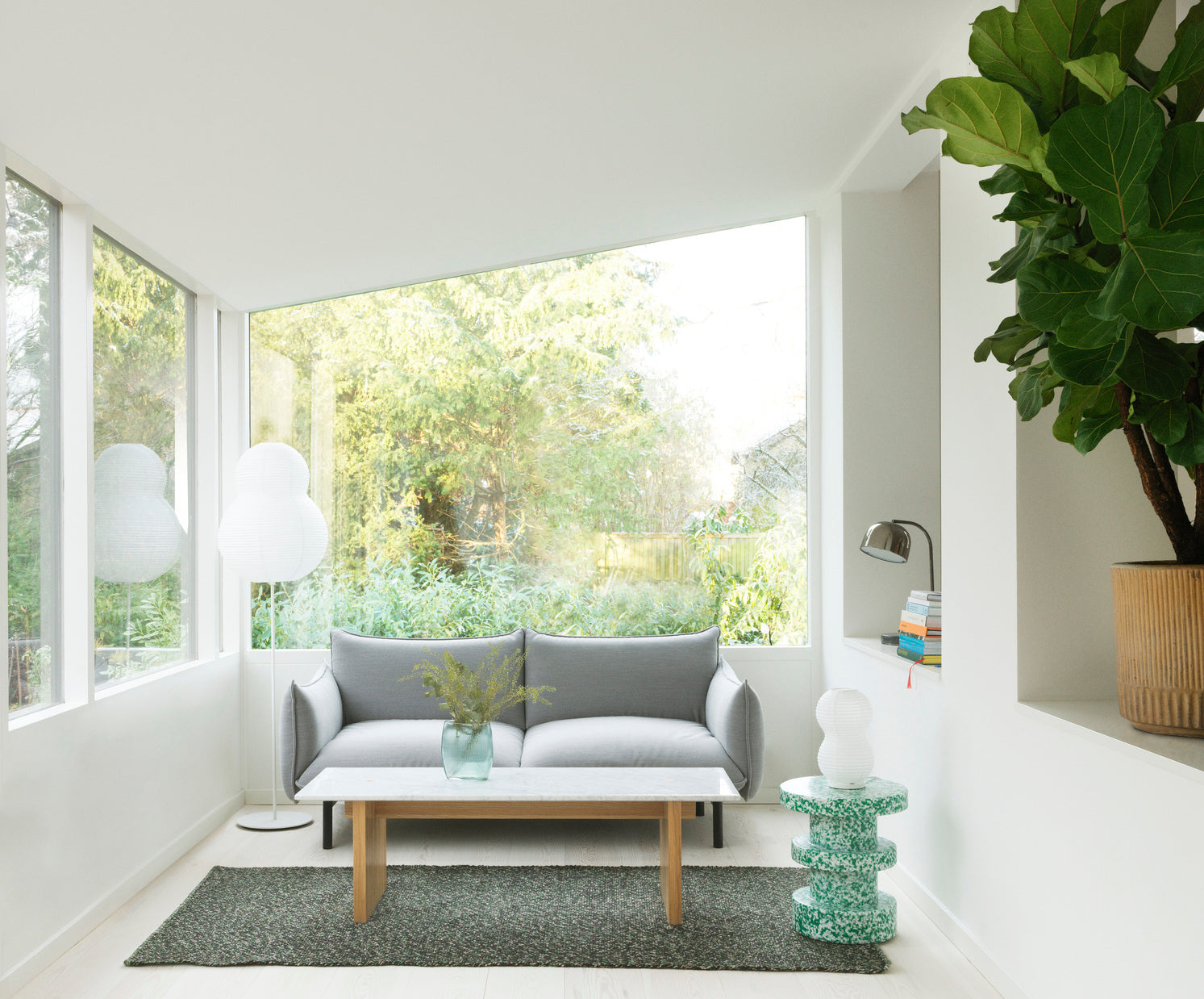 Kávový stolík SOLID čierny