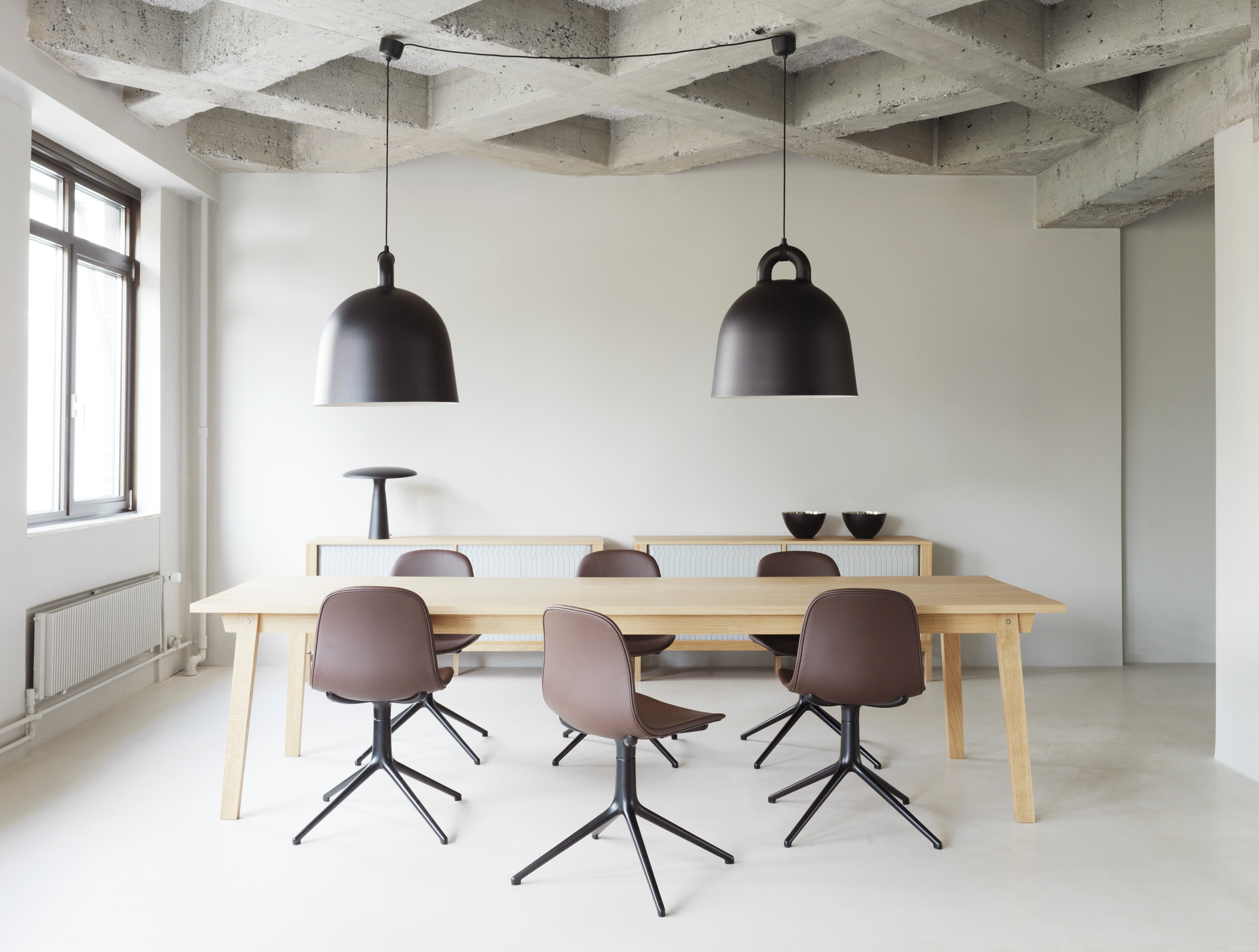 Závesná lampa BELL čierna