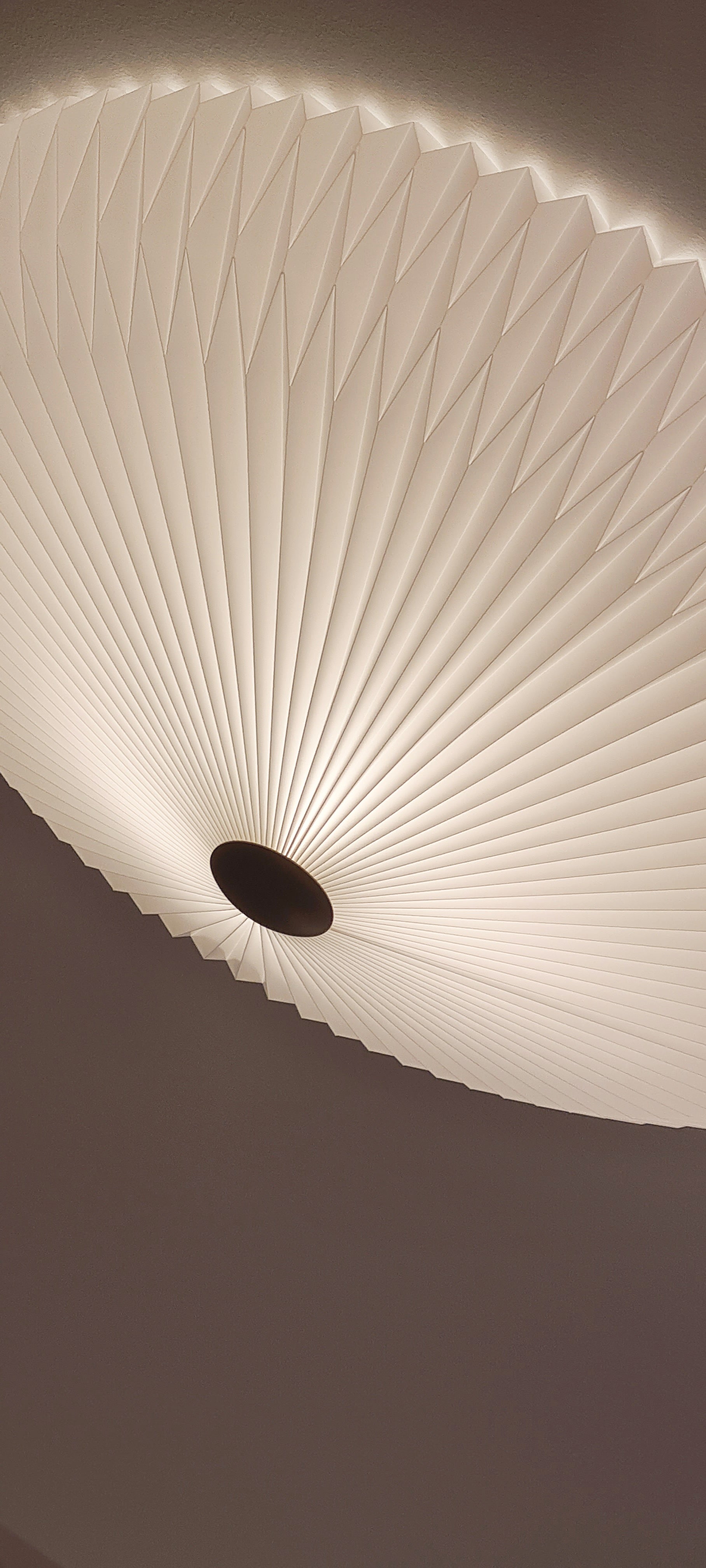 Nástenná lampa MODEL 23 biela so zlatou