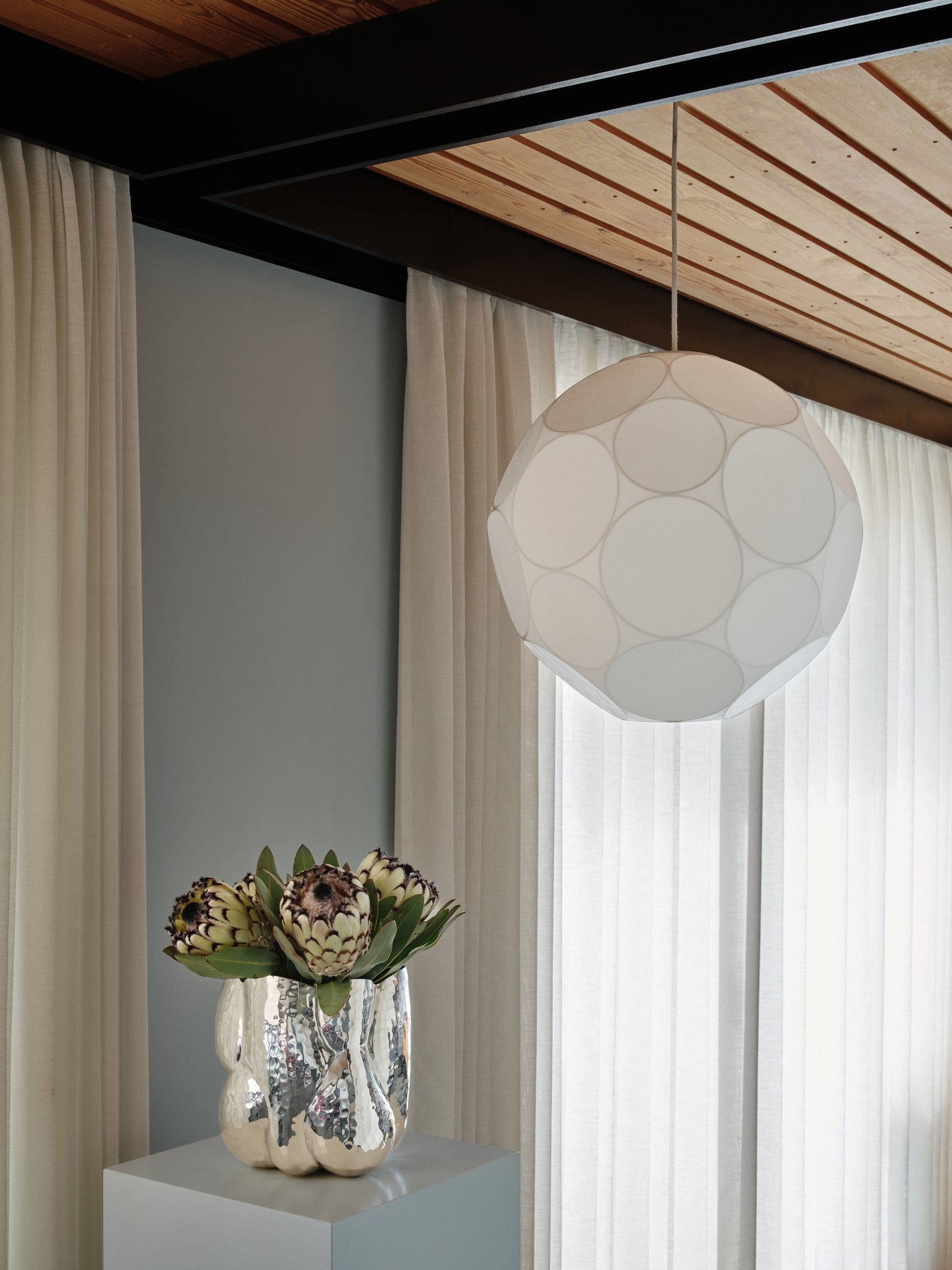 Závesná lampa SOFT biela