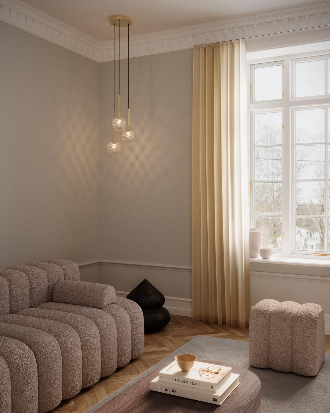 Závesná lampa MIIRA 3 mosadzná s priehľadným sklom