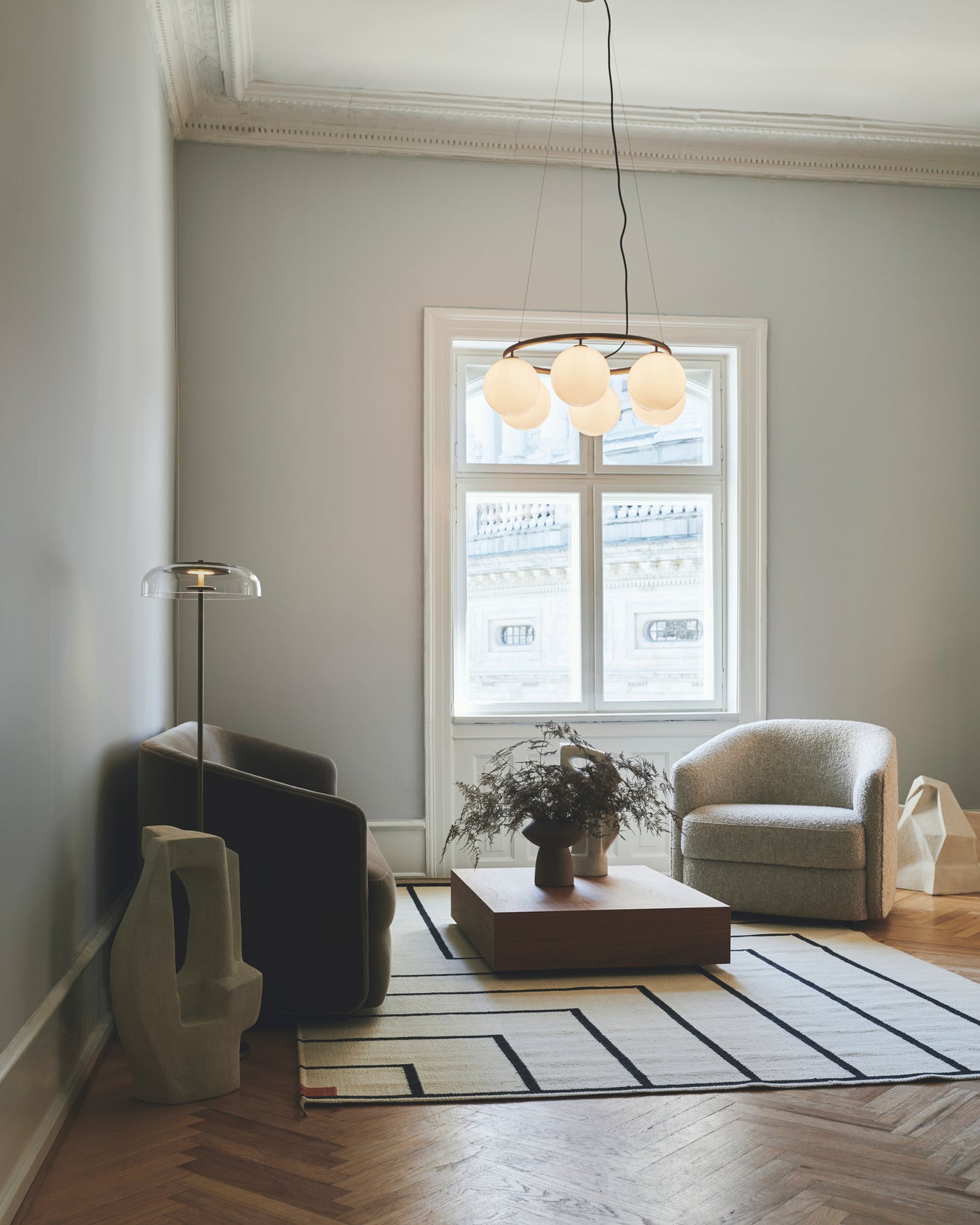 Závesná lampa MIIRA 6 CIRCULAR tmavohnedá s opálovým sklom