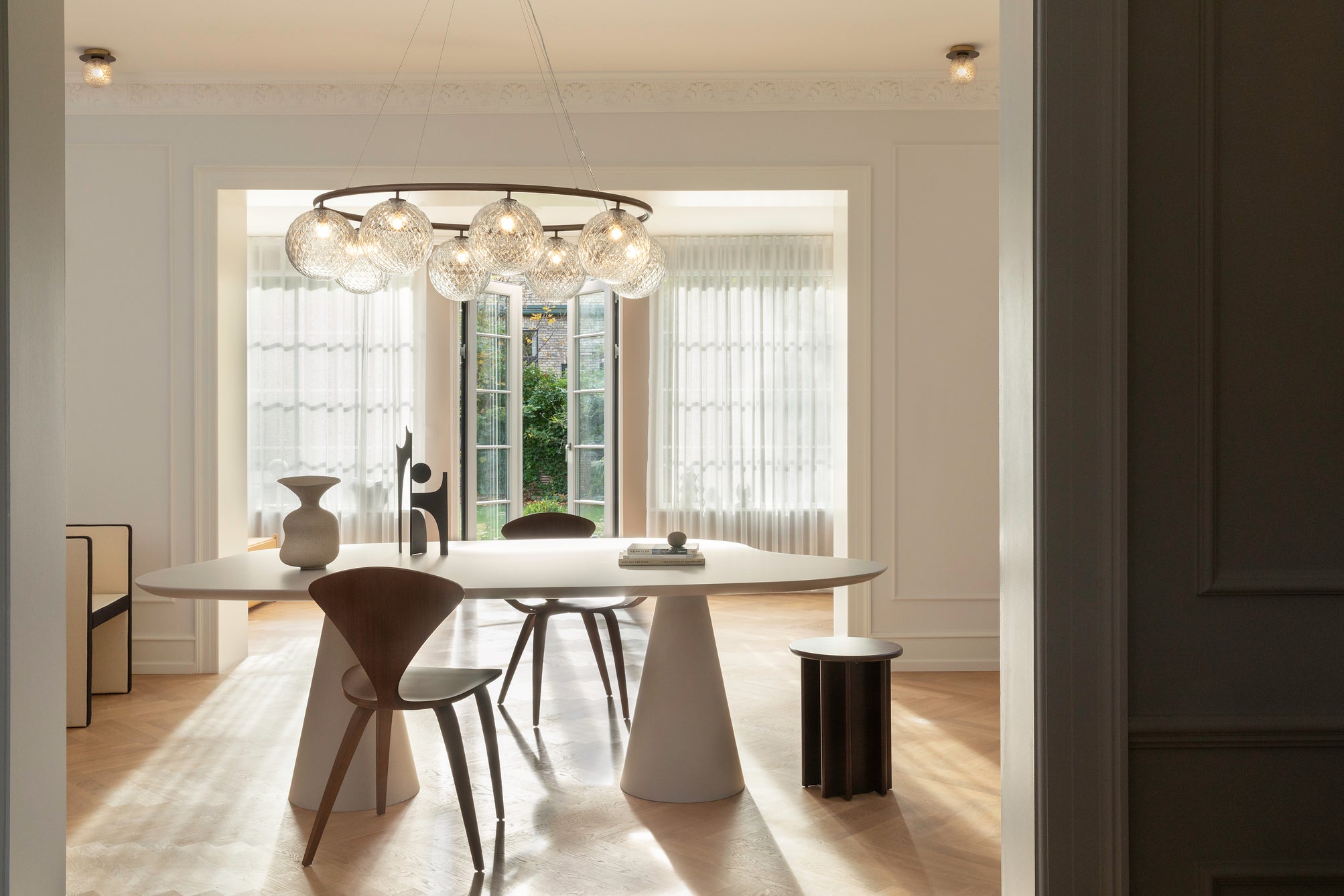 Závesná lampa MIIRA 8 OVAL tmavohnedá s priehľadným sklom