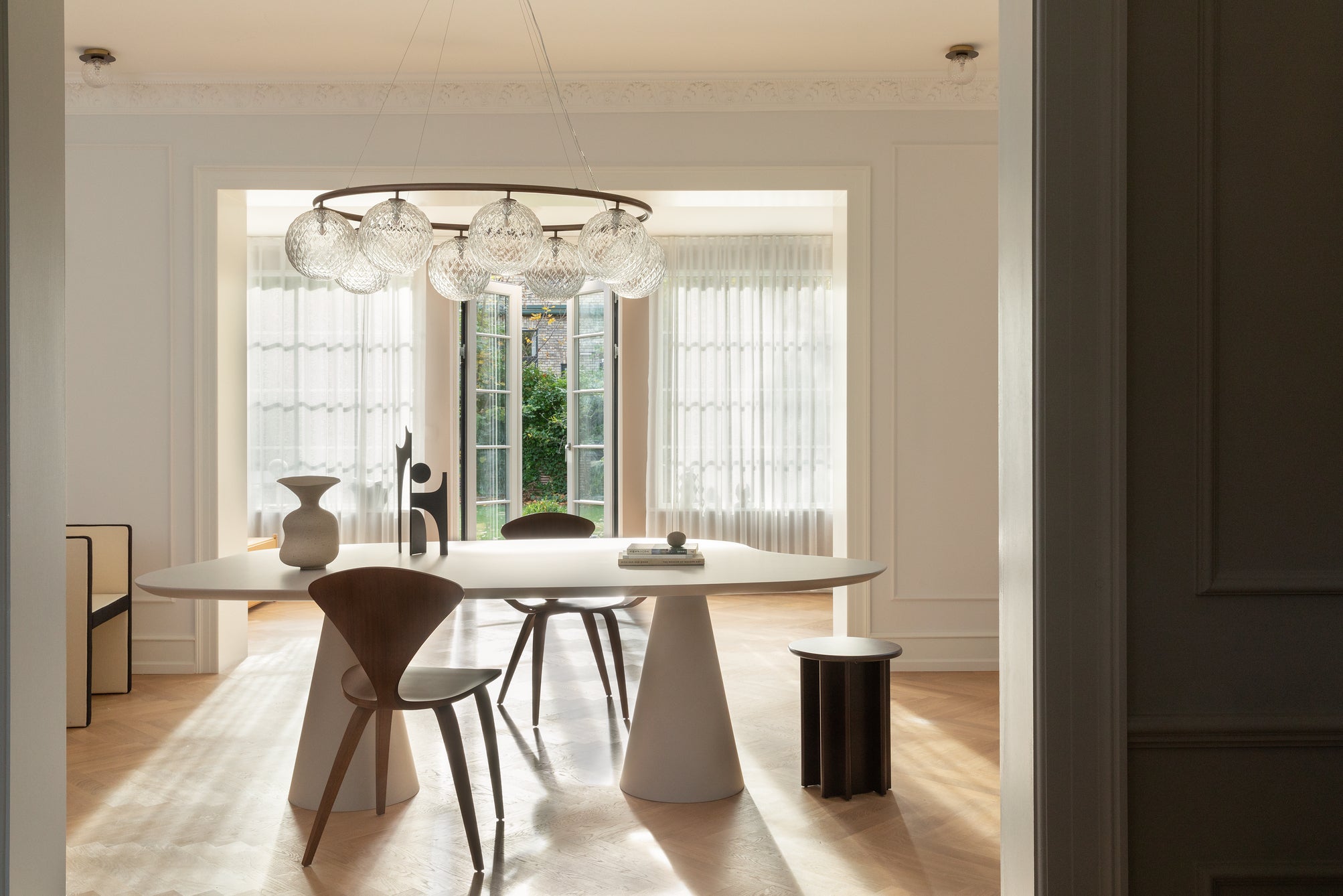 Závesná lampa MIIRA 8 OVAL tmavohnedá s priehľadným sklom