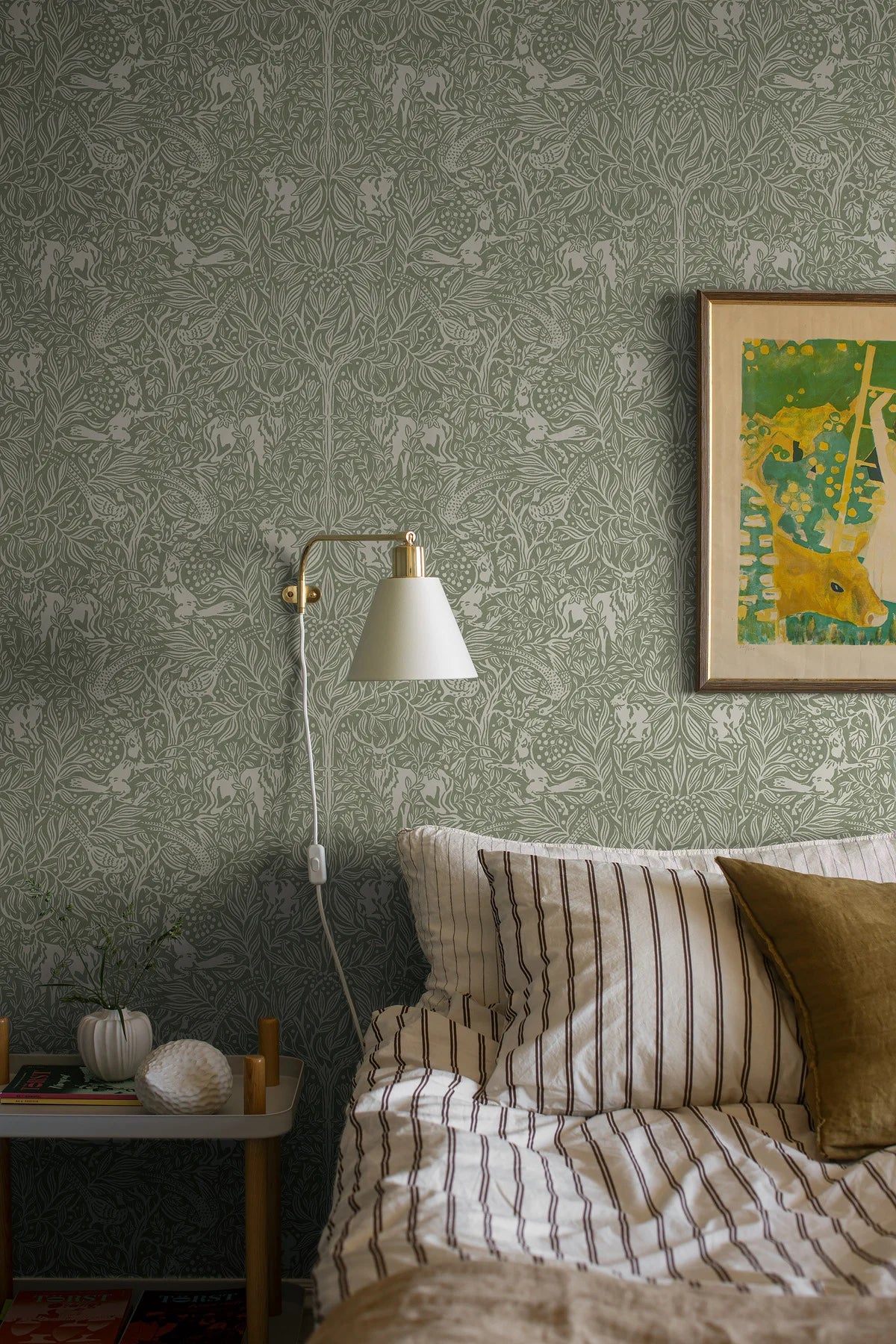 Wallpaper with a botanical pattern and forest theme UNDER THE ELDER TREE green with white