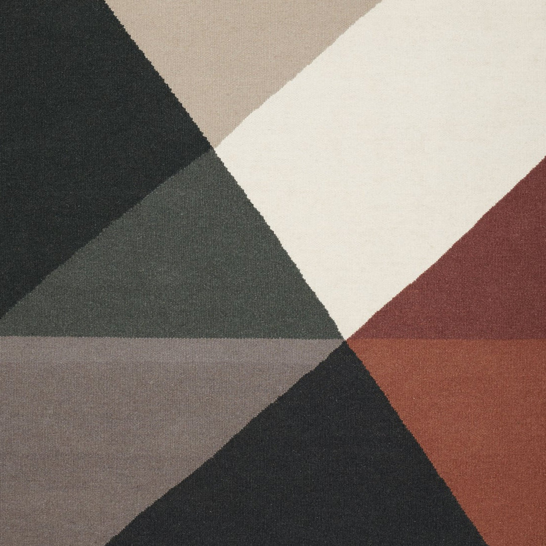 METRI Rug - RUST beige with burgundy