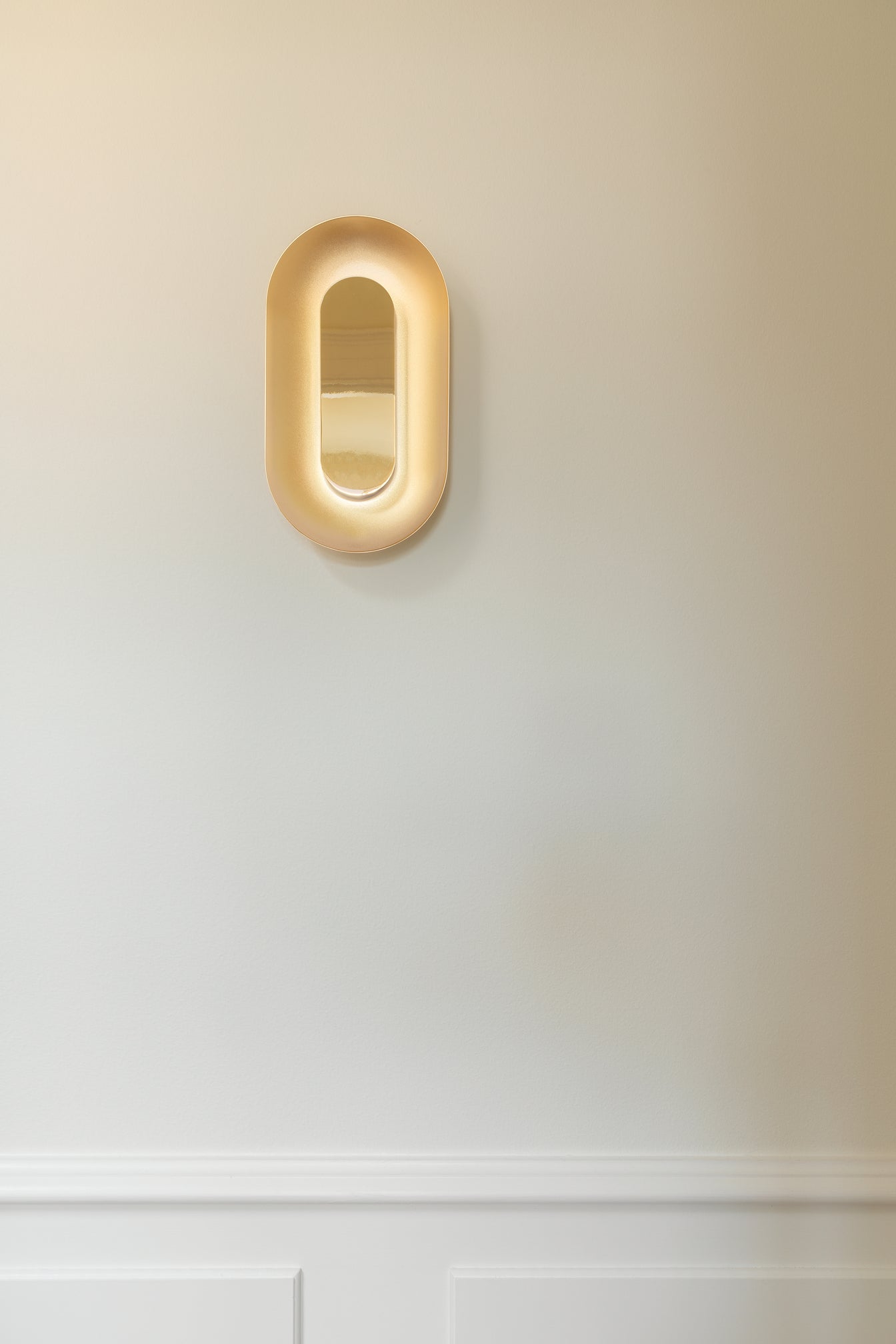 Nástenná lampa SASI mosadzná