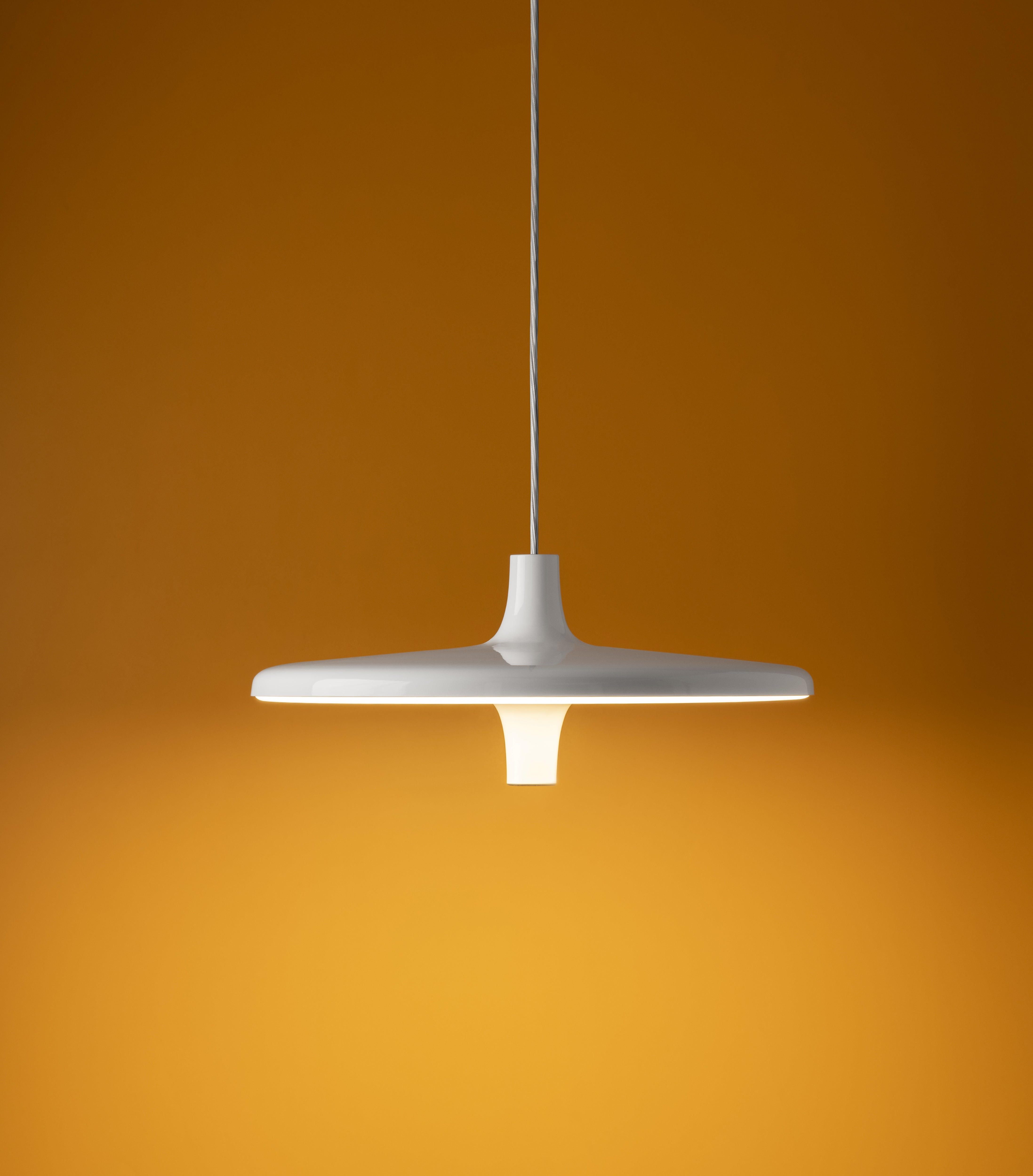 AVRO white pendant lamp