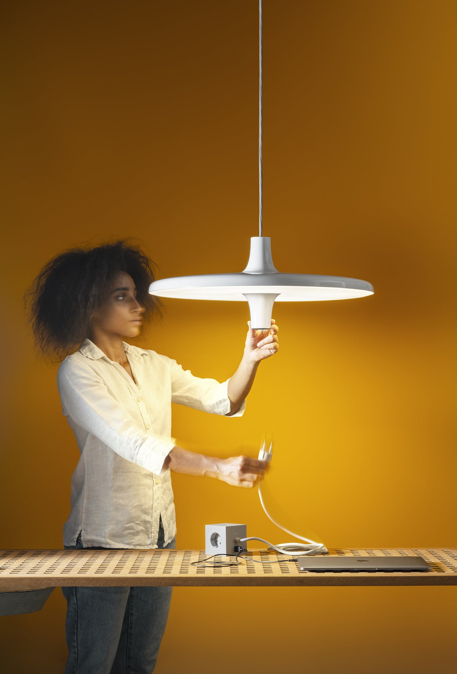 AVRO white pendant lamp