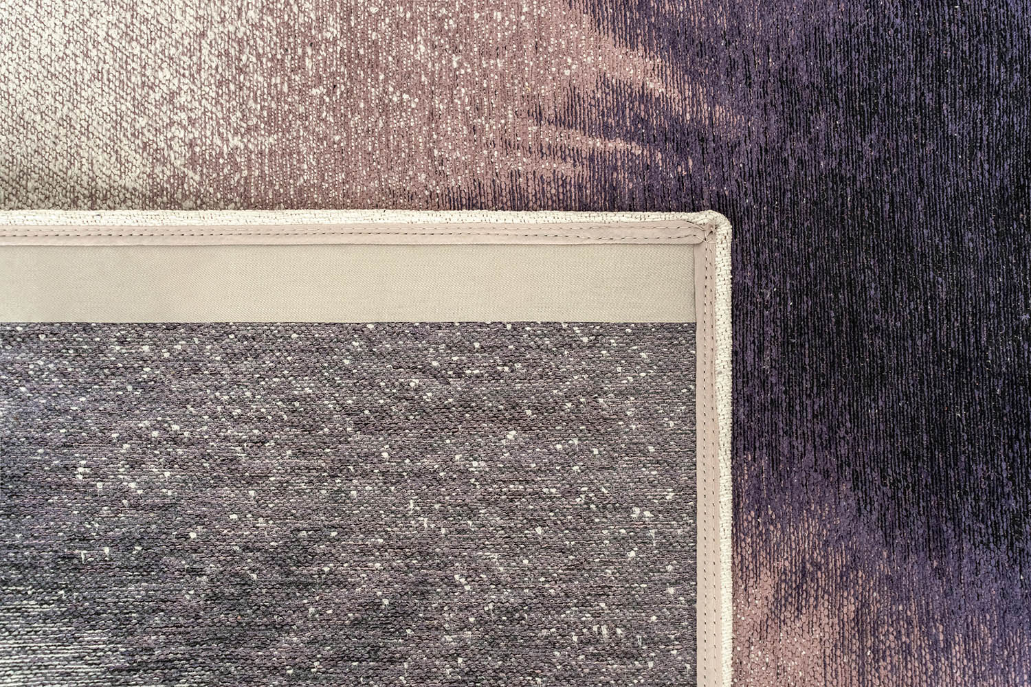 DROP rug white with purple
