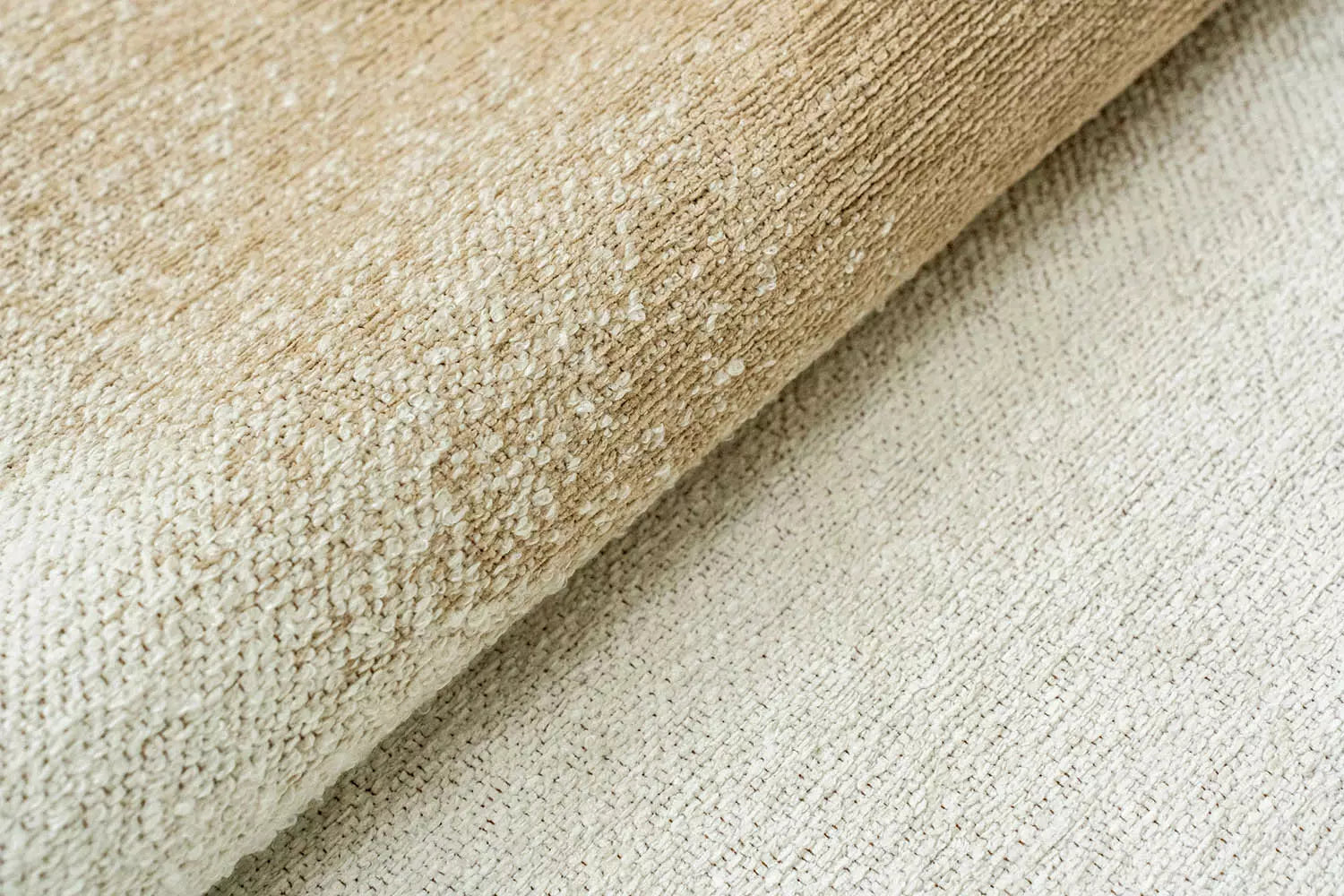 Round DROP rug white with beige