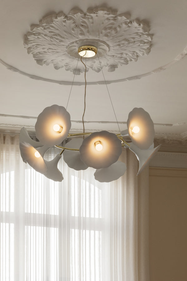 Luster PETALII 10 biely kov