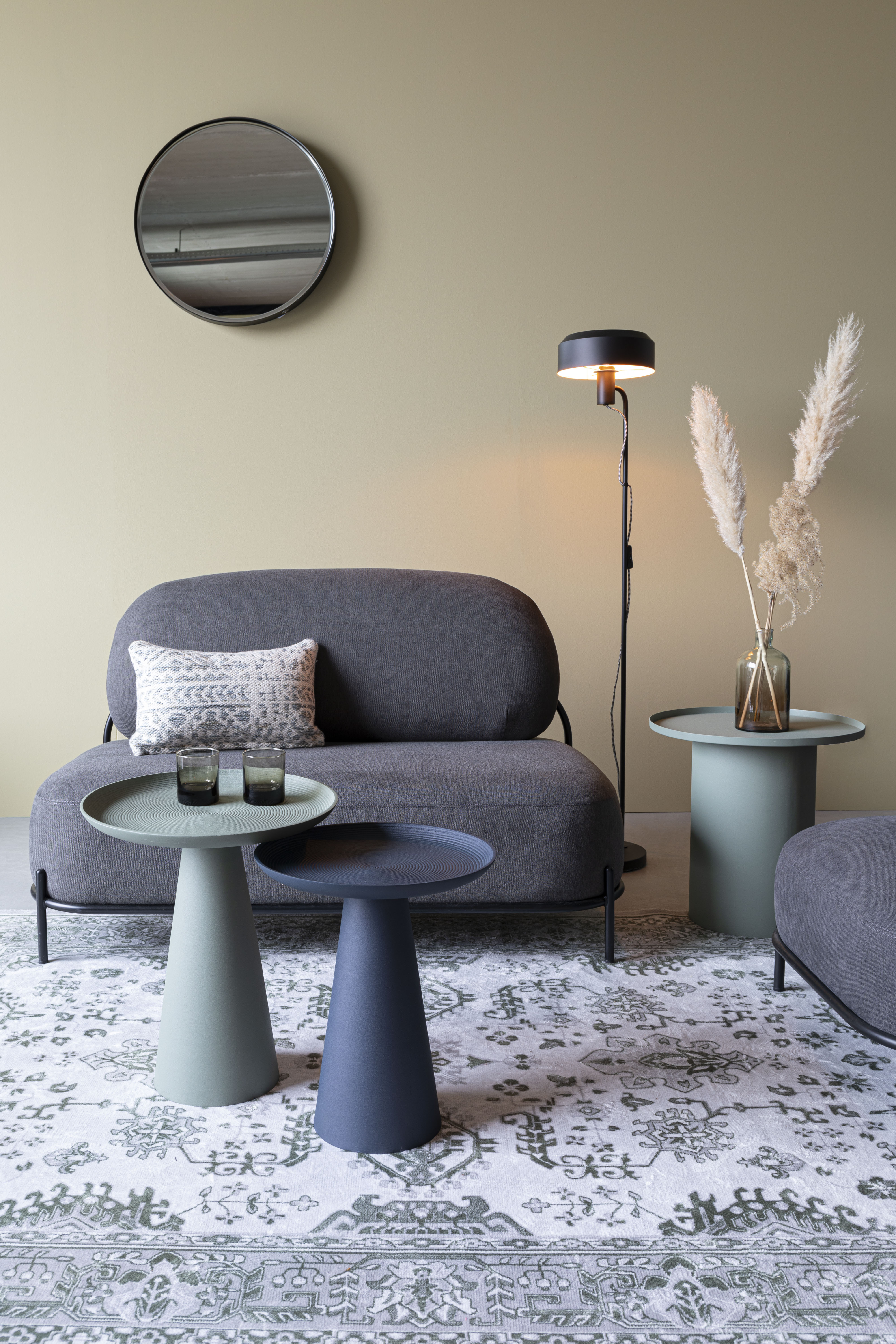 Bočný stolík RINGAR zelený