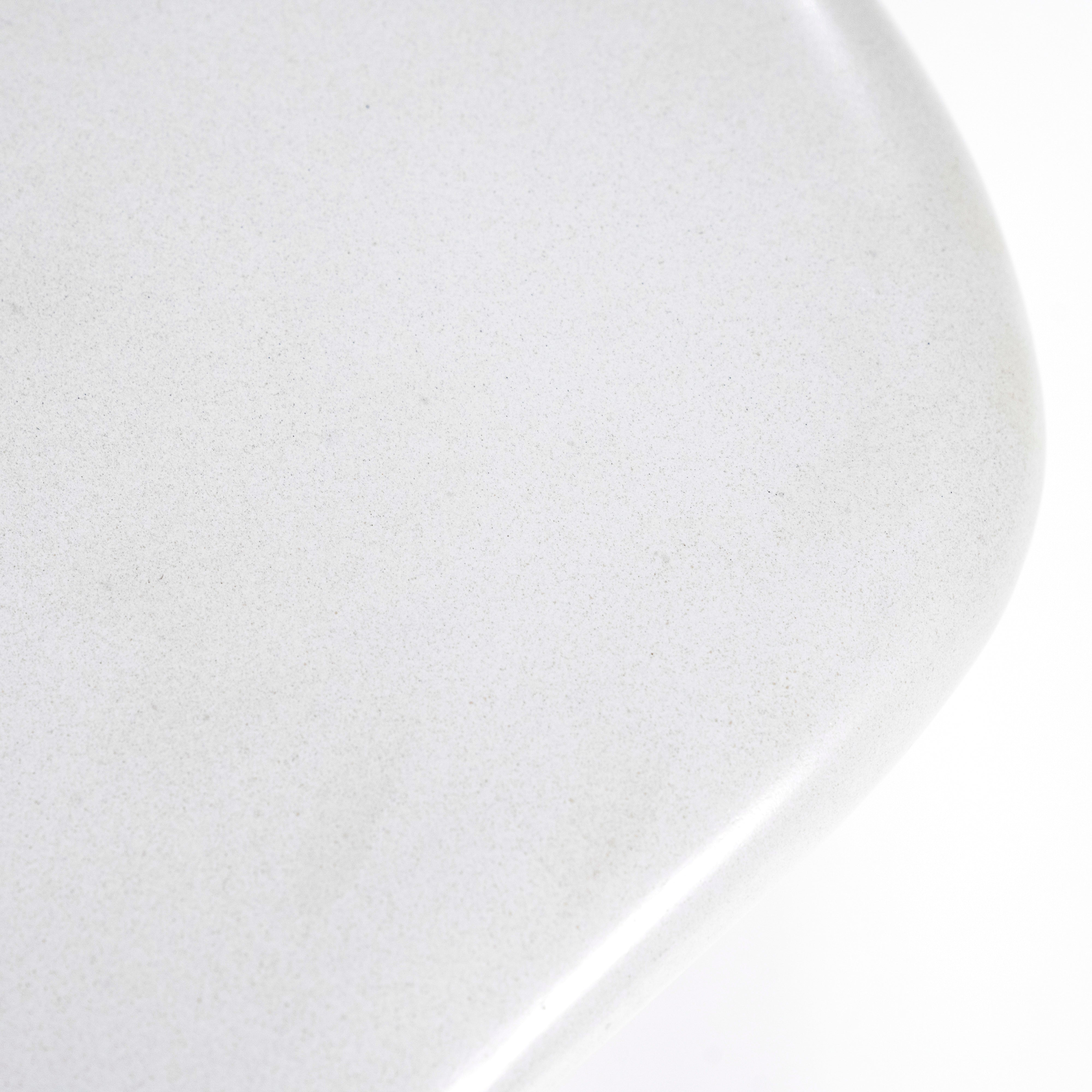 SEKI white coffee table