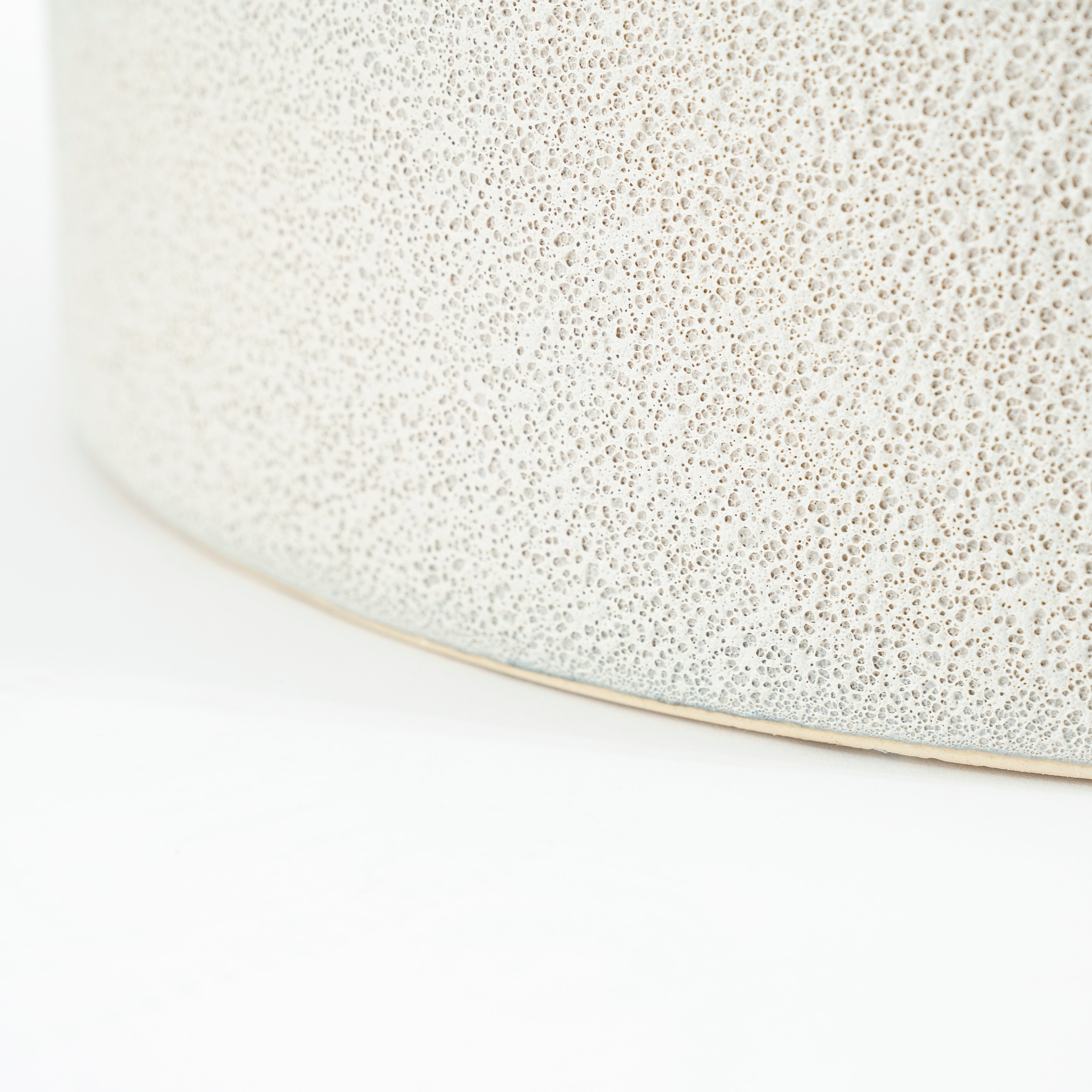 Kávový stolík TONE biela keramika