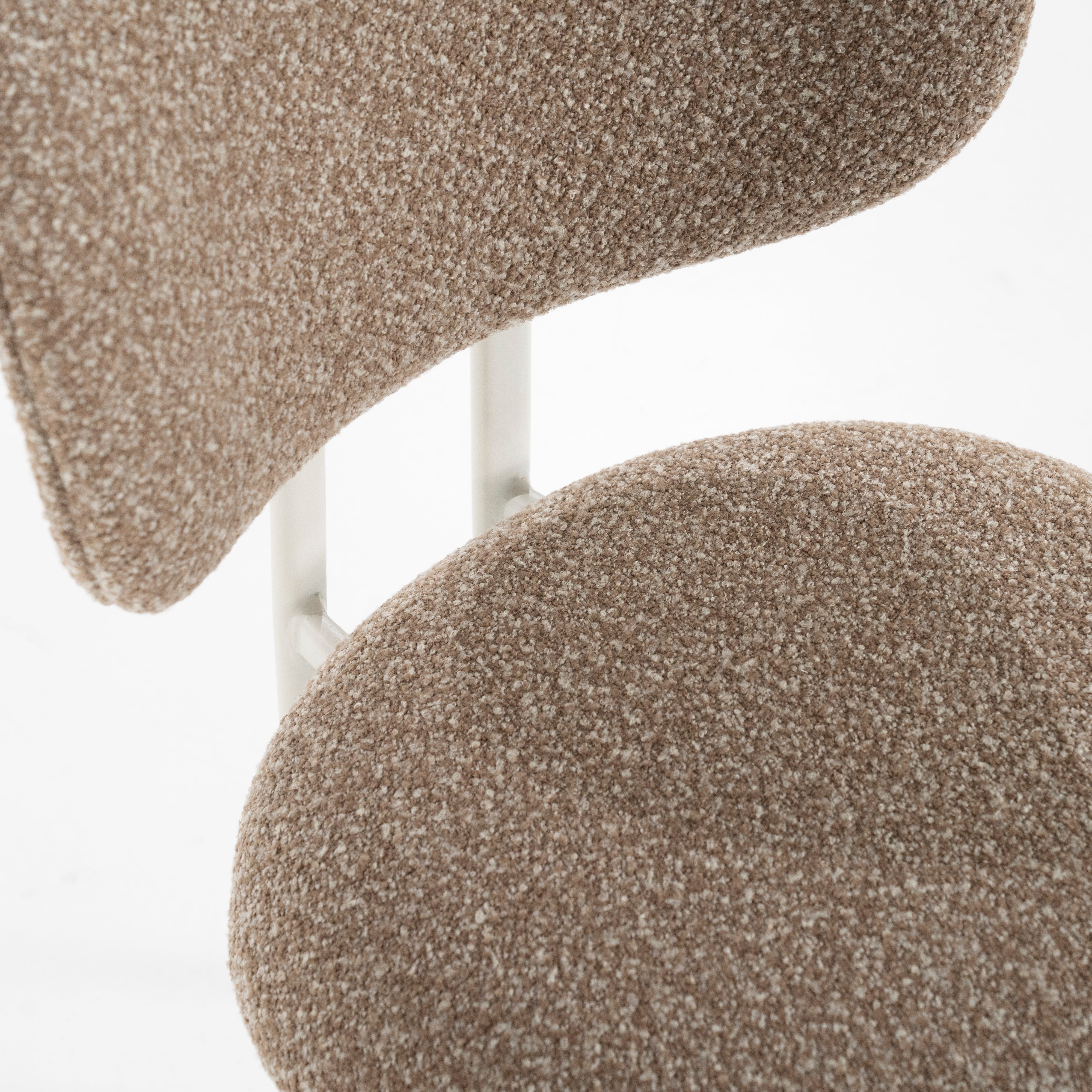 DAYBREAK Chair brown