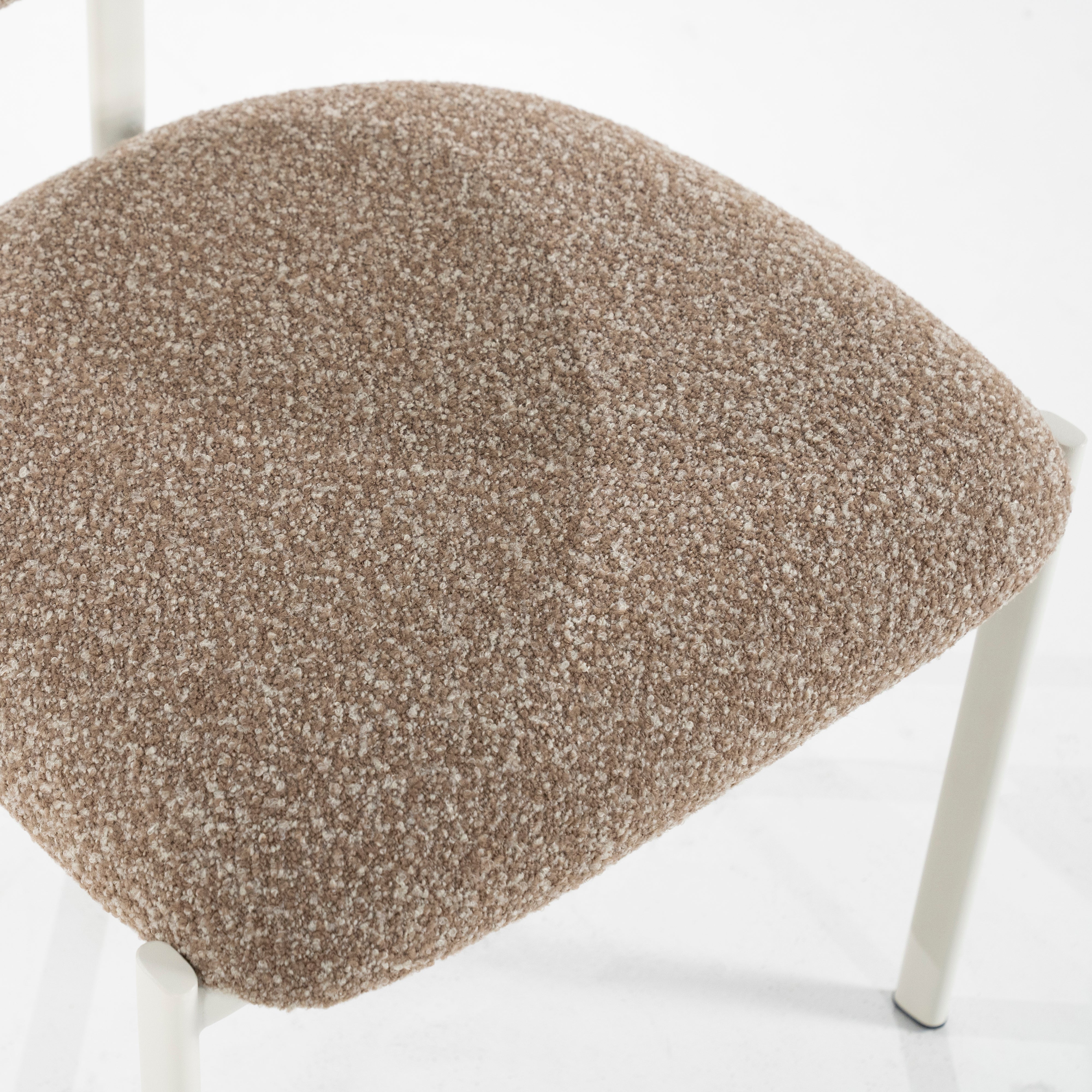 DAYBREAK Chair brown