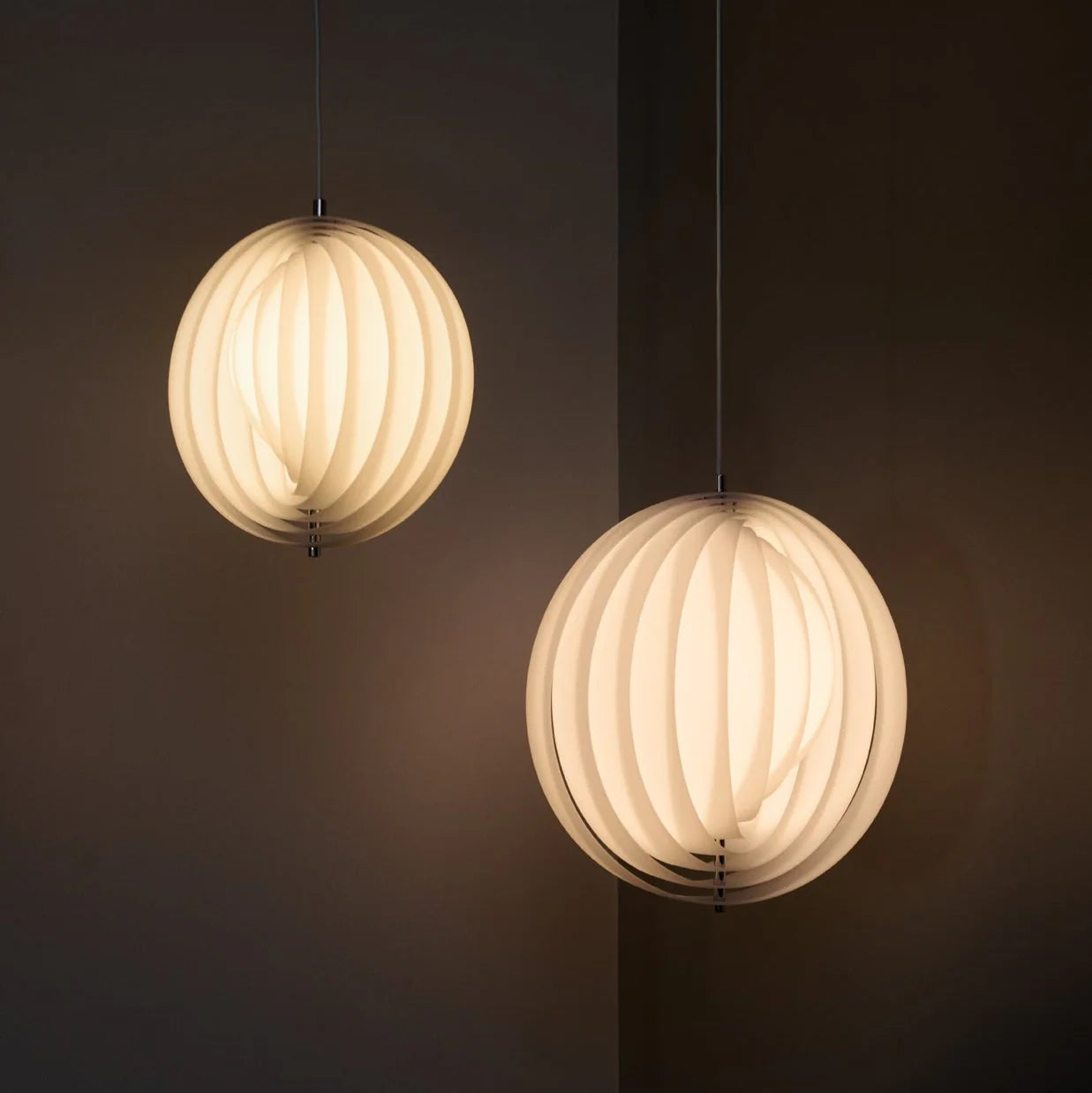 MOON Opal Pendant Lamp